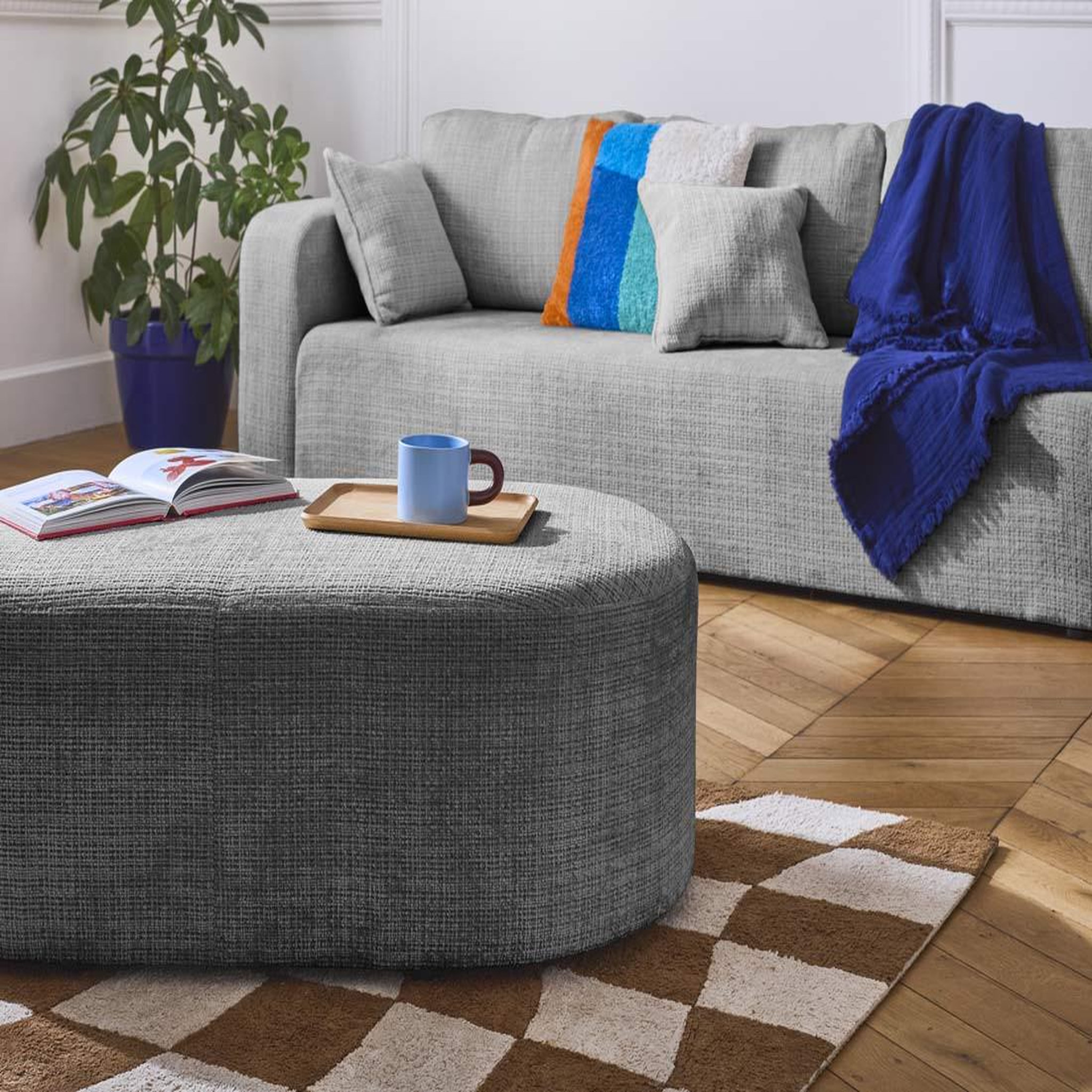 Voir la diapositive 5 : BEST MOBILIER Miro - canapé droit 3 places - convertible avec coffre - en velours texturé