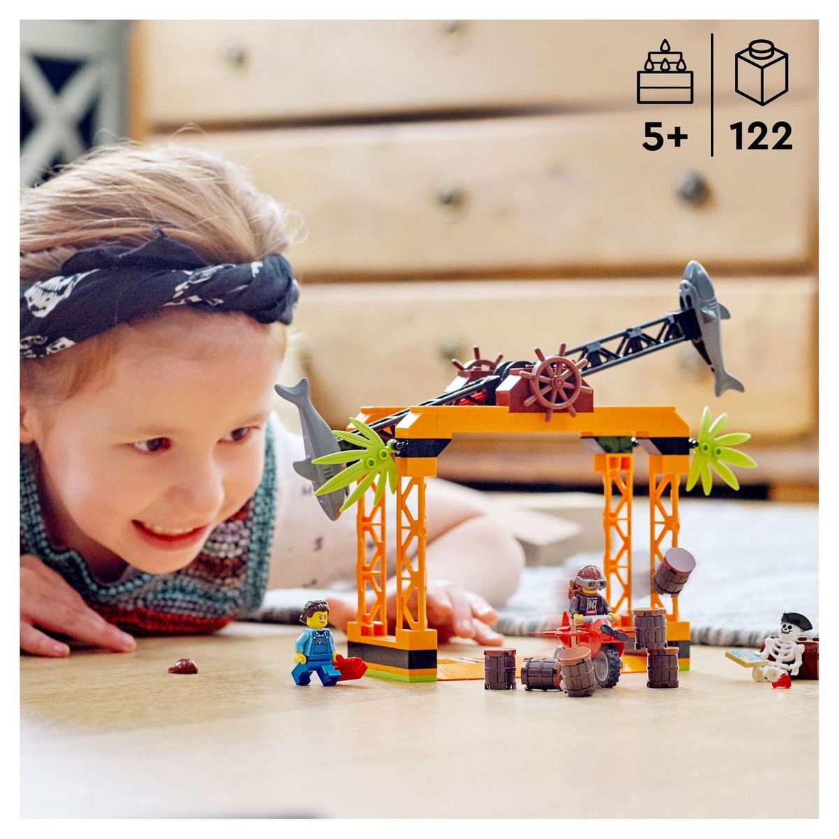 LEGO City Stuntz 60342 Le Défi de Cascade : l&rsquo;Attaque des Requins, Jouet de Moto Enfants 