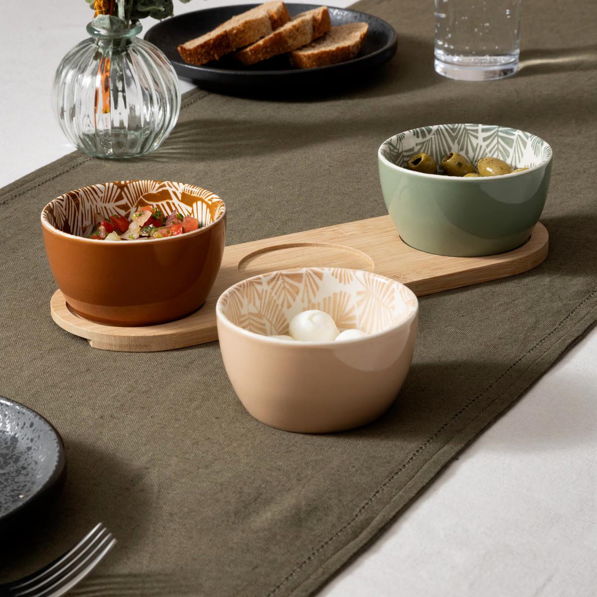 Voir la diapositive 6 : SECRET DE GOURMET Set apéritif 4 pièces en grès  rivi  30cm multicolore