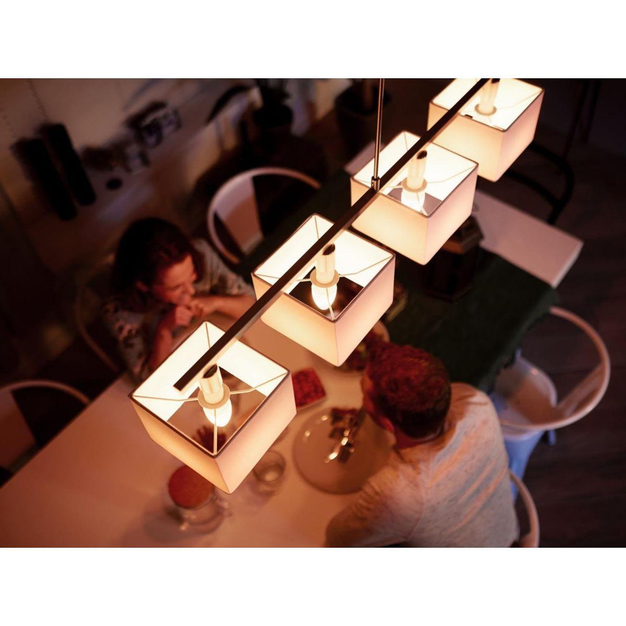 Voir la diapositive 3 : PHILIPS HUE Ampoule LED connectée E14 White Flamme
