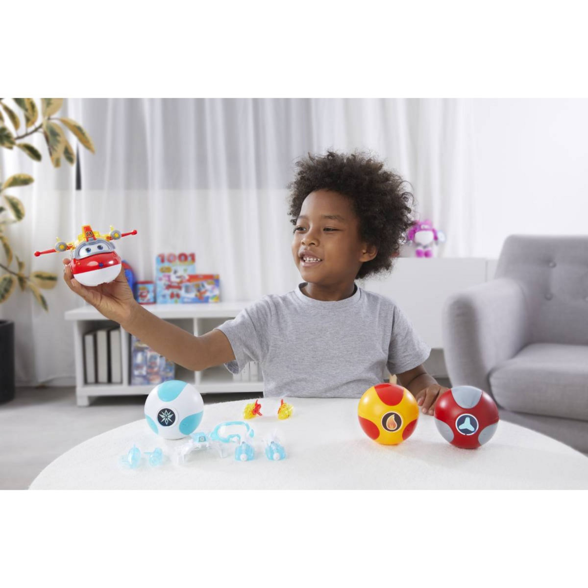 Auldey Super Wings Transforming + 3 Super balles