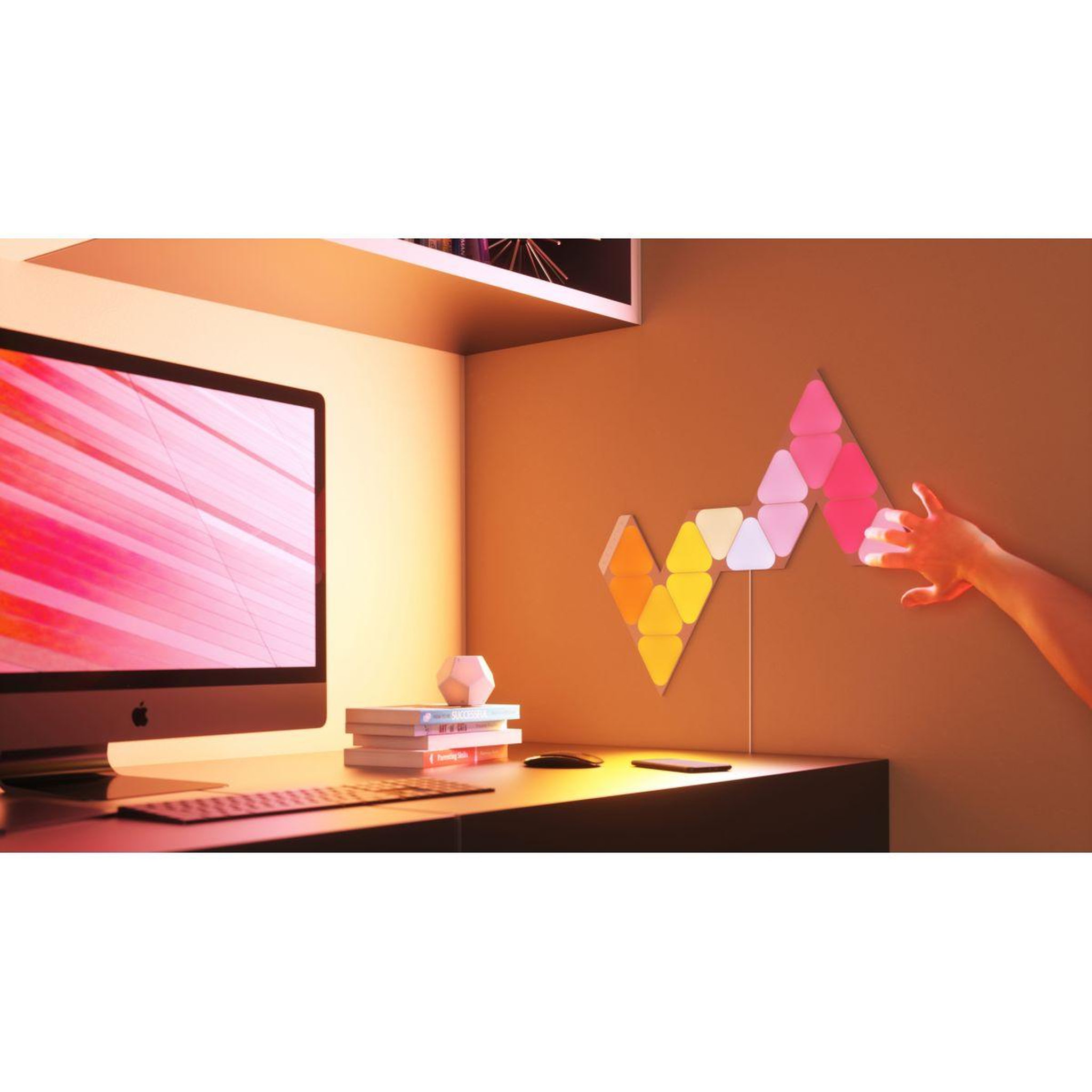 Voir la diapositive 4 : NANOLEAF Panneaux lumineux Shapes Triangles Mini Expansion-10PK