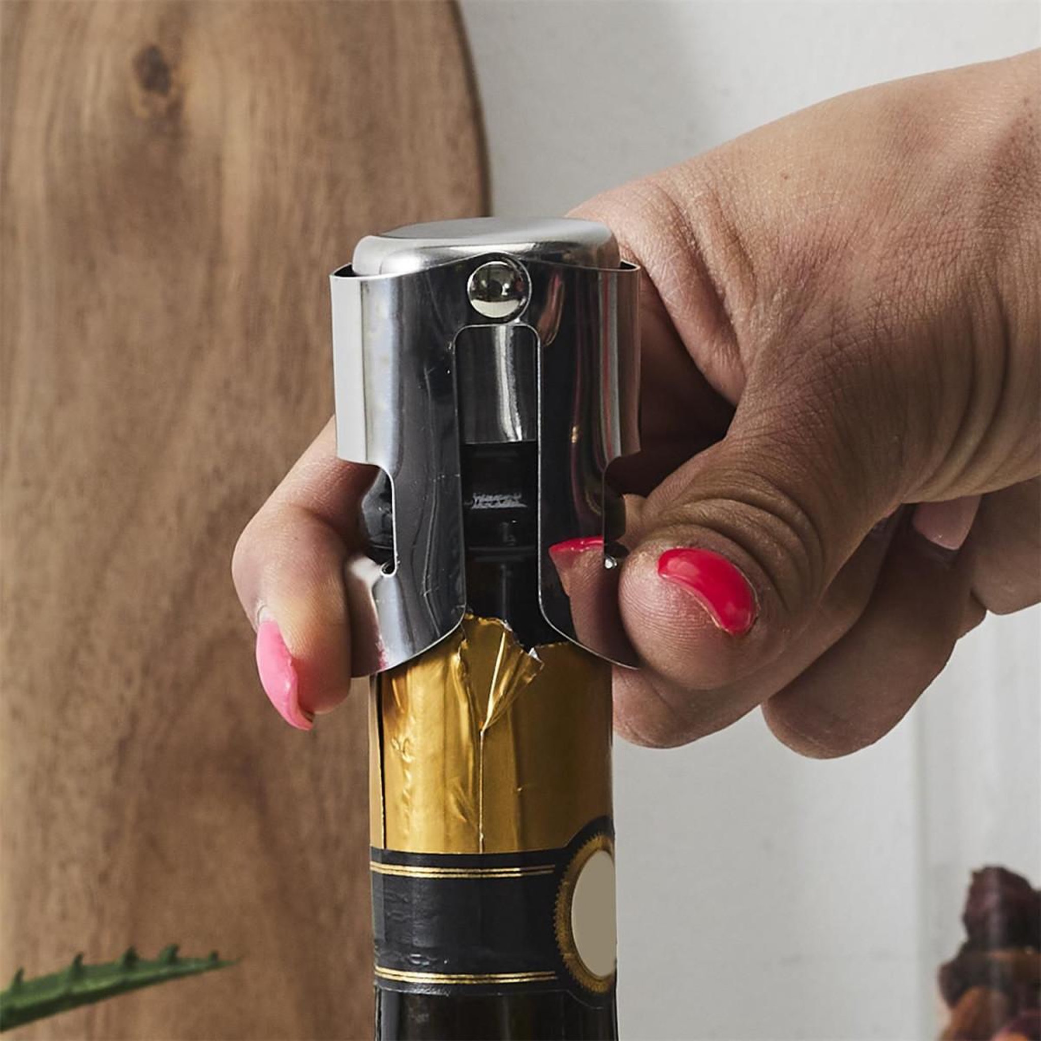 Voir la diapositive 6 : COOK CONCEPT Bouchon de vin inox  effervescent  5cm argent