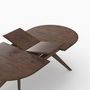 Voir la diapositive 6 : Rendez vous déco Table extensible en bois d'hévéa massif foncé 6 à 10 personnes - Oli