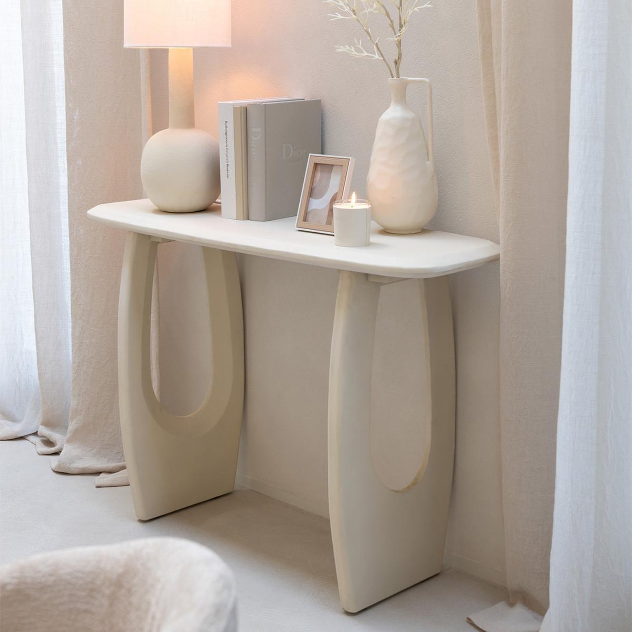 Voir la diapositive 6 : J-LINE Console design en bois  cave  120cm beige