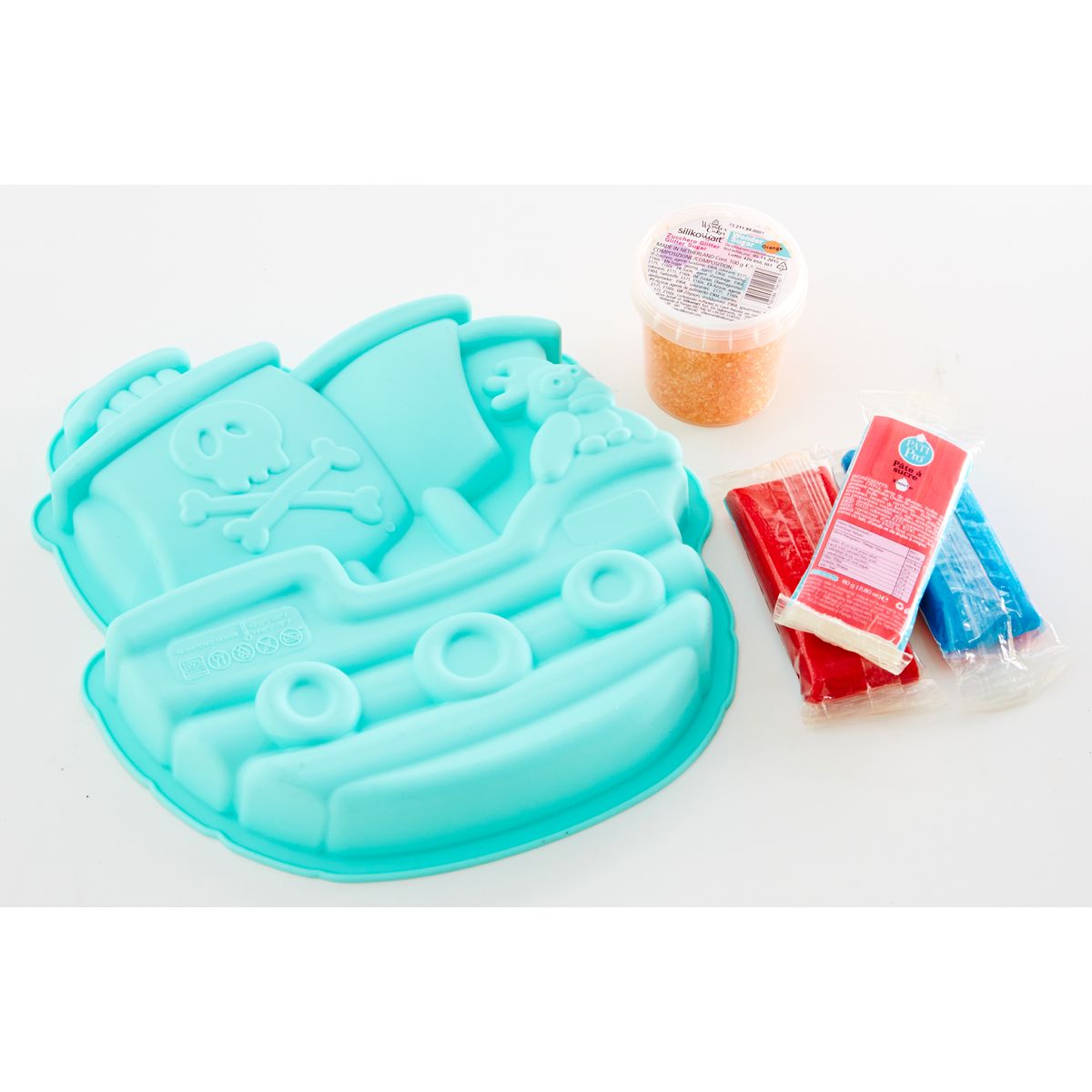 Coffret Moule Pirate + pâte à sucre + sucres déco