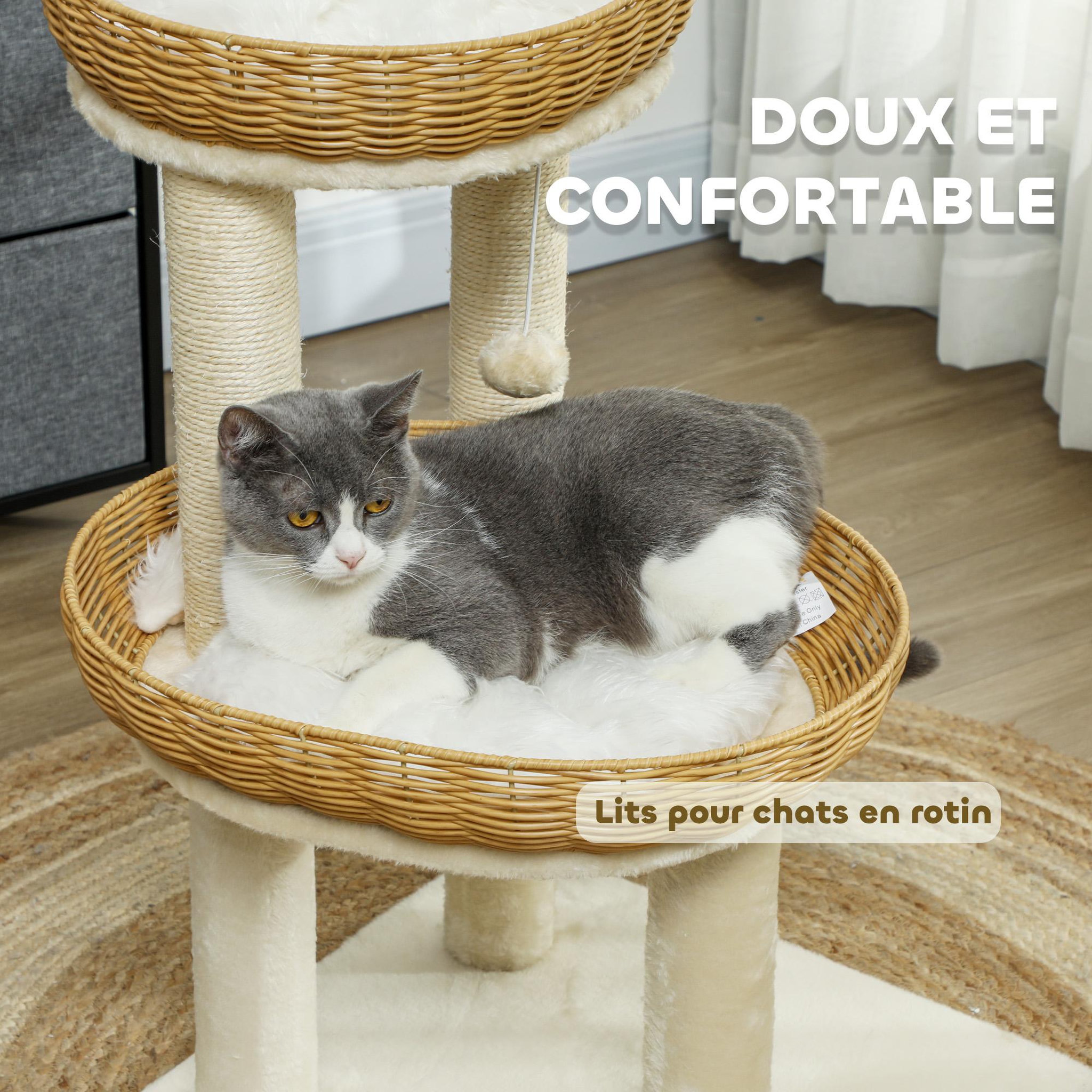 Voir la diapositive 6 : PAWHUT Arbre à chat style bohème aspect rotin tressé - griffoirs, 2 paniers coussins effet fourrure, balle suspendue - beige