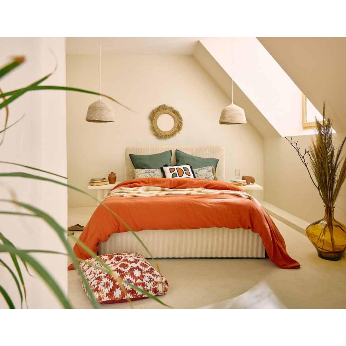 BEST MOBILIER Goyave - lit coffre - 140x190 - en velours côtelé - sommier inclus