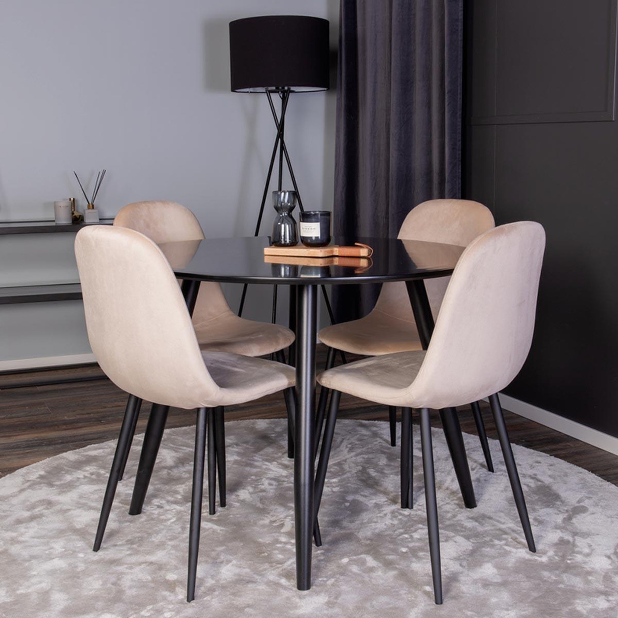 Voir la diapositive 4 : Paris Prix Ensemble table à manger & 4 chaises  plaza & polar i  100cm noir & beige