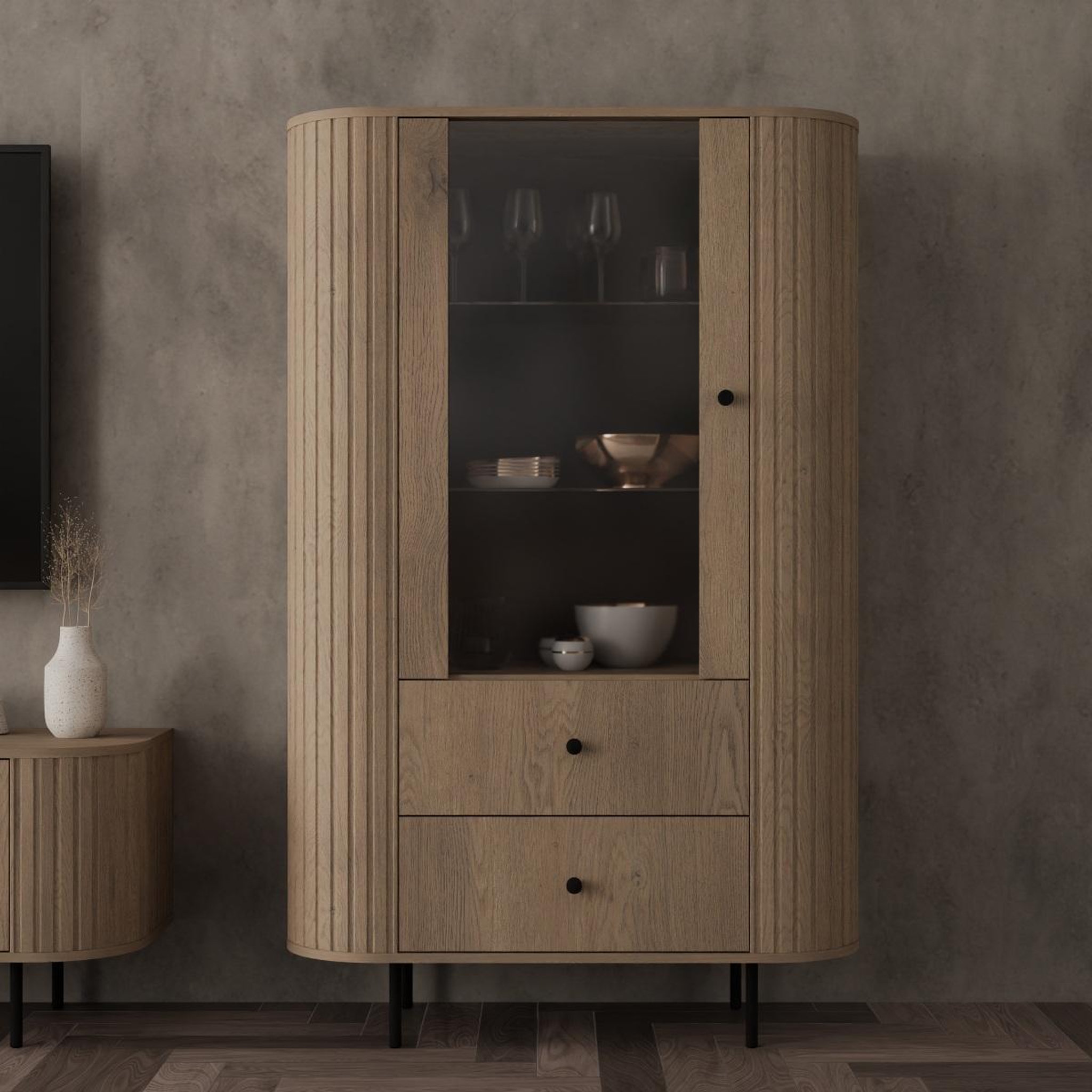 Voir la diapositive 2 : JLC KREATION Vitrine arrondie 1 porte vitrée chêne clair lilio