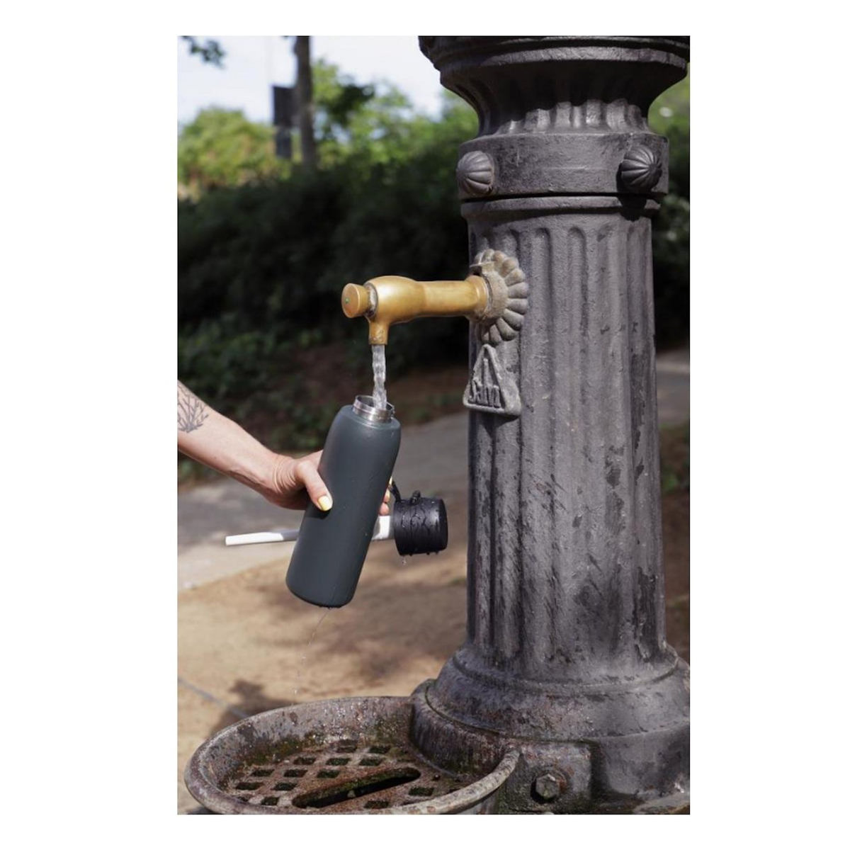 TAPPWATER Bouteille isotherme filtrante 0.7l noir - BTLPRO-B101