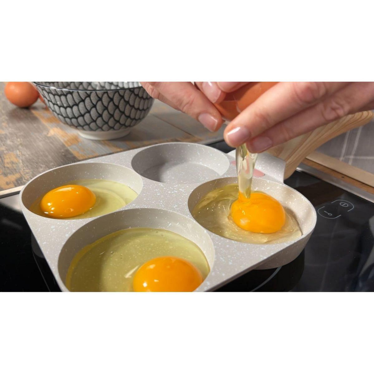 Best Of TV Poêle Pancake 4 compartiments Wonderpan