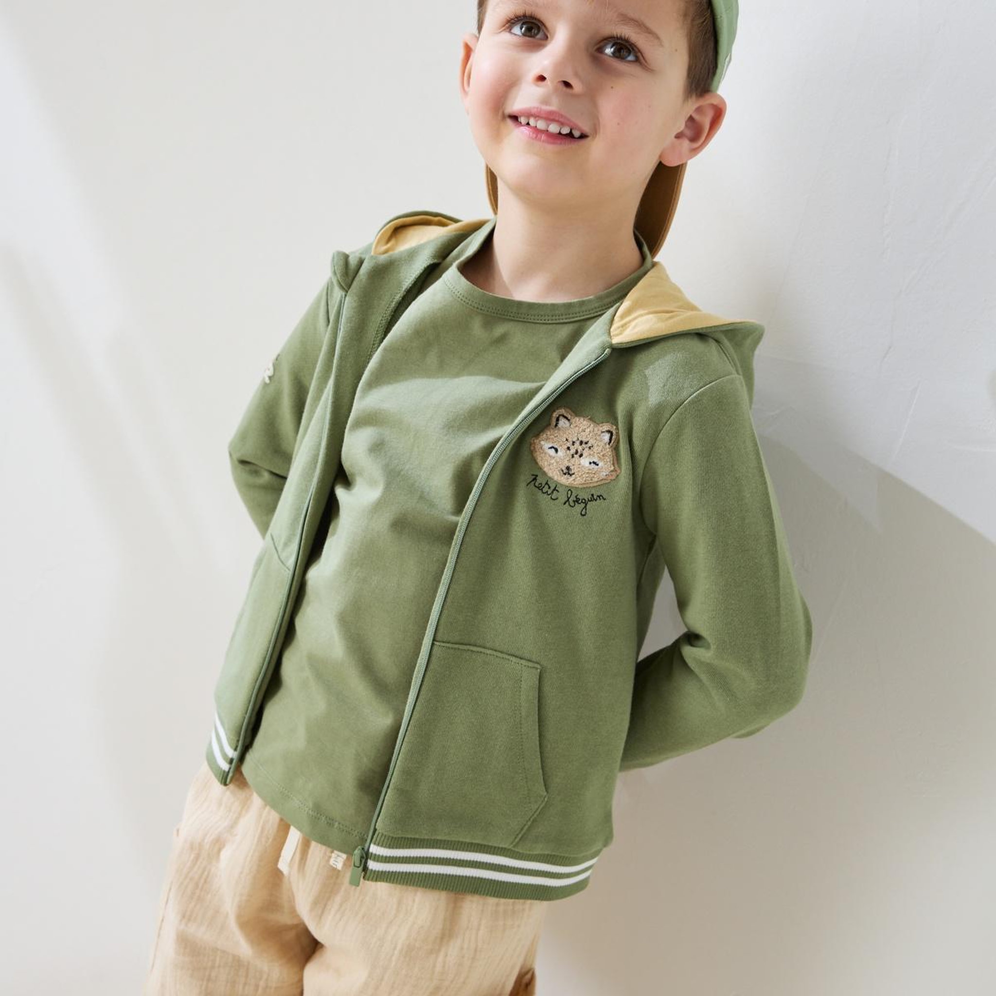 Voir la diapositive 4 : Petit Béguin Sweat à capuche enfant gabin