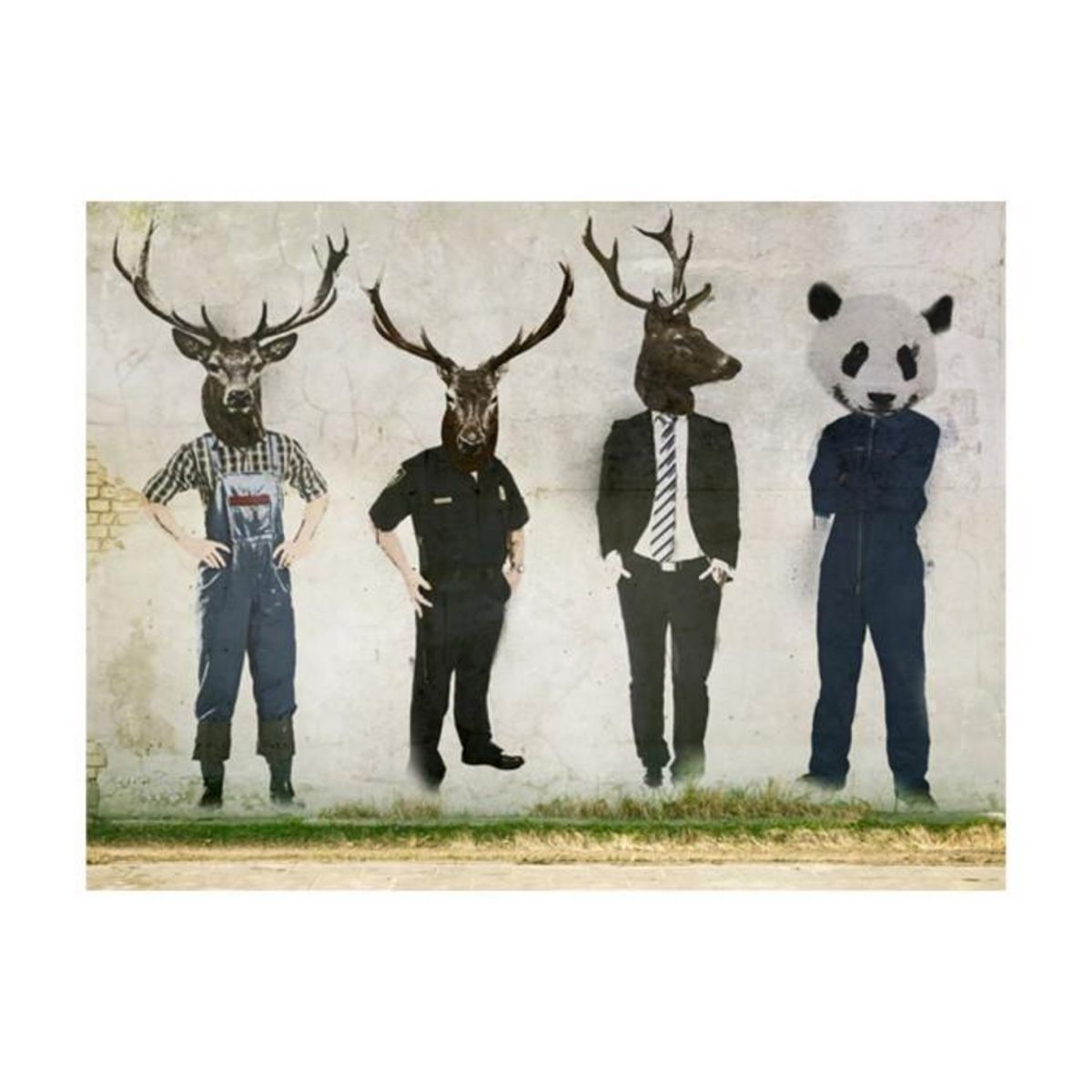 Paris Prix Papier Peint  Man Or Animal?