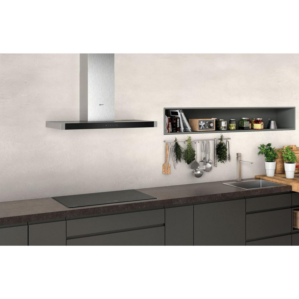 Neff Hotte décorative murale 90cm 65db 710m3/h inox - d95bhm4n0