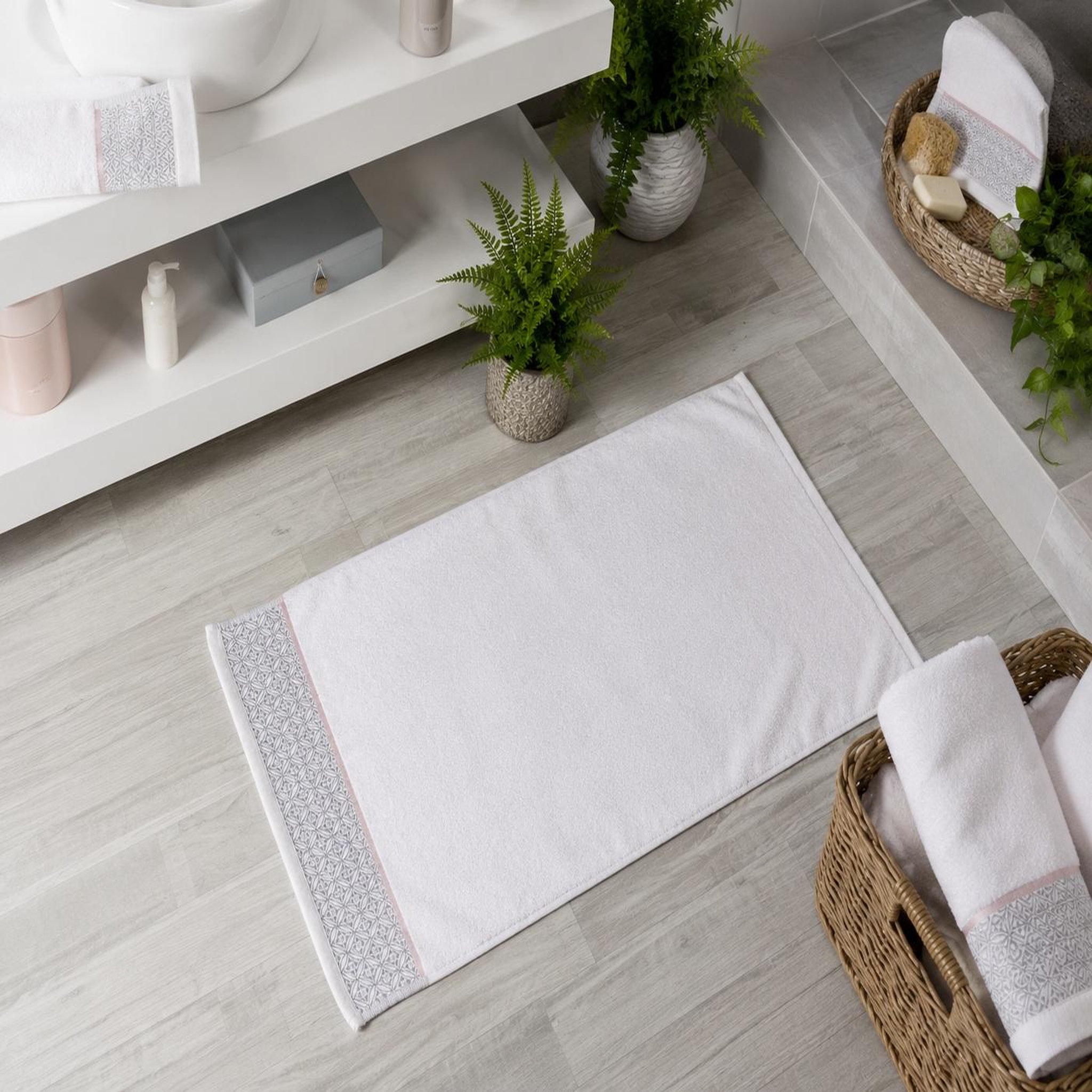 Voir la diapositive 2 : Eden Tapis rectangle belin blanc 50 x 85 cm