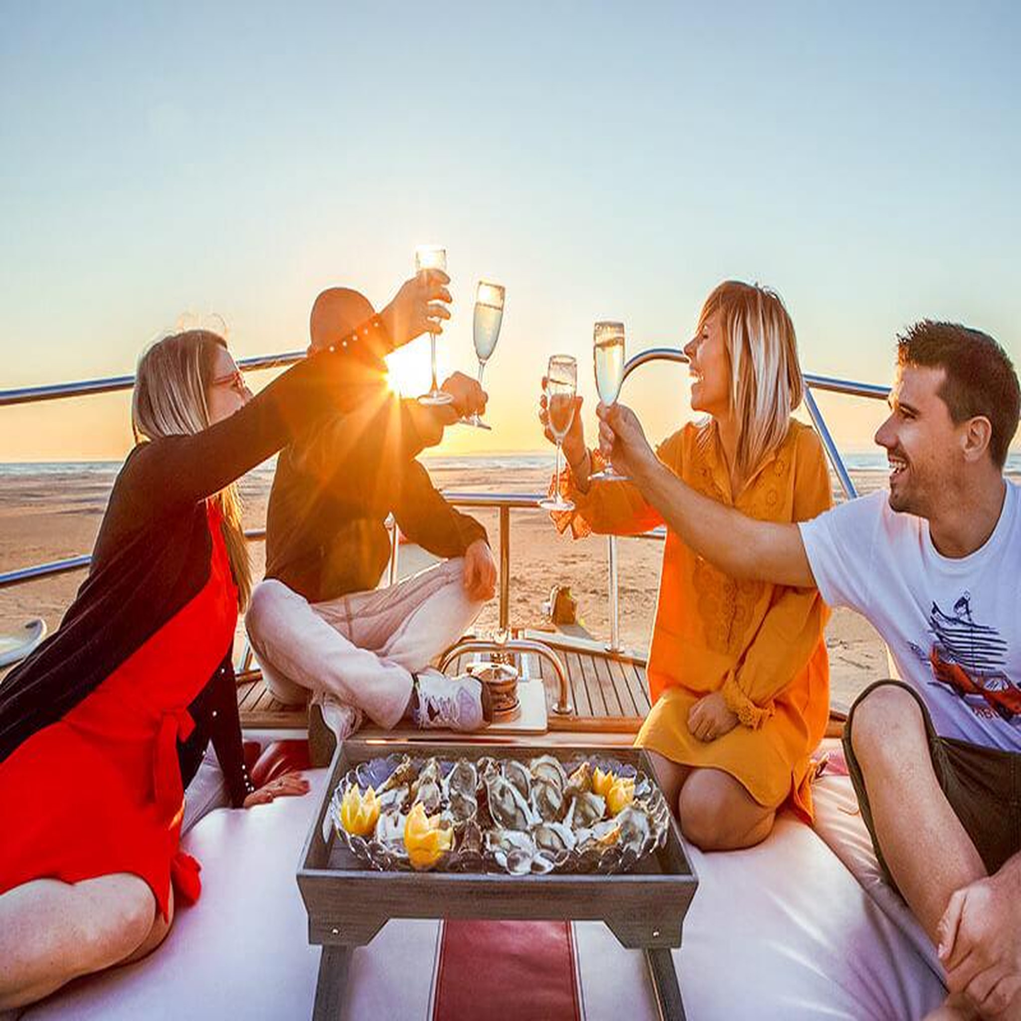 Voir la diapositive 4 : Smartbox Excursion en bateau pour une escapade inoubliable - coffret cadeau multi-thèmes