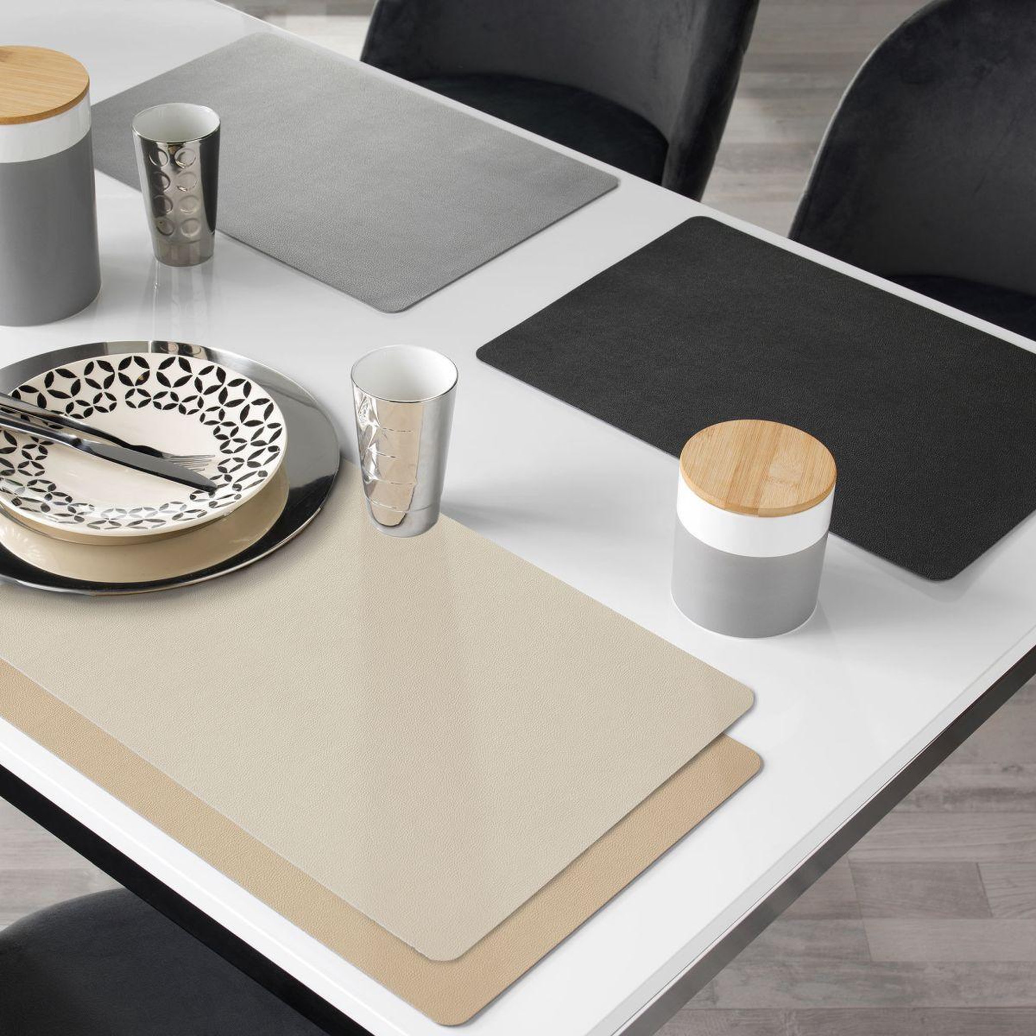 Voir la diapositive 3 : Douceur d'Intérieur Set de table design  bergame  30x43cm crème