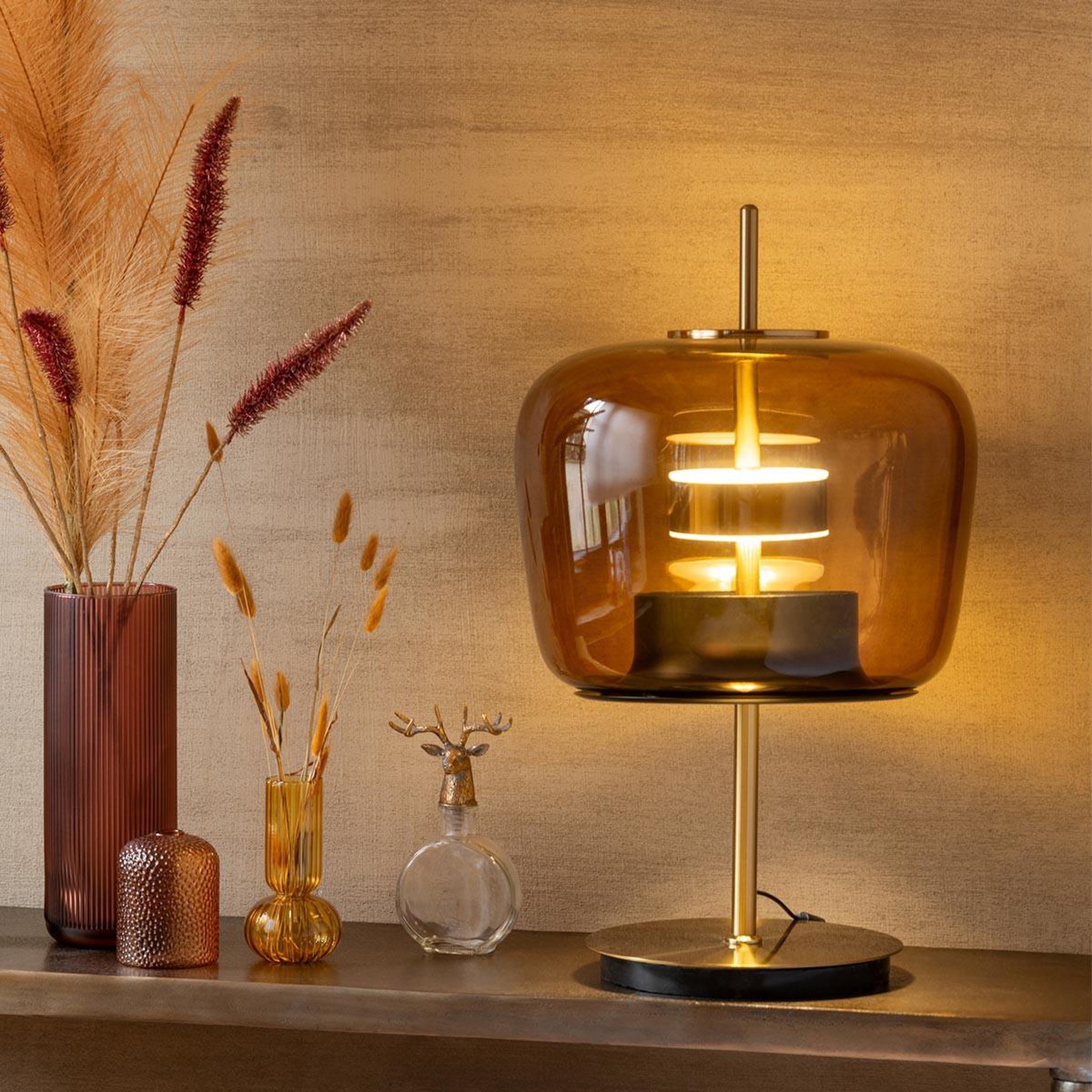 Voir la diapositive 6 : J-LINE Lampe à poser en verre à led  omar  58cm marron