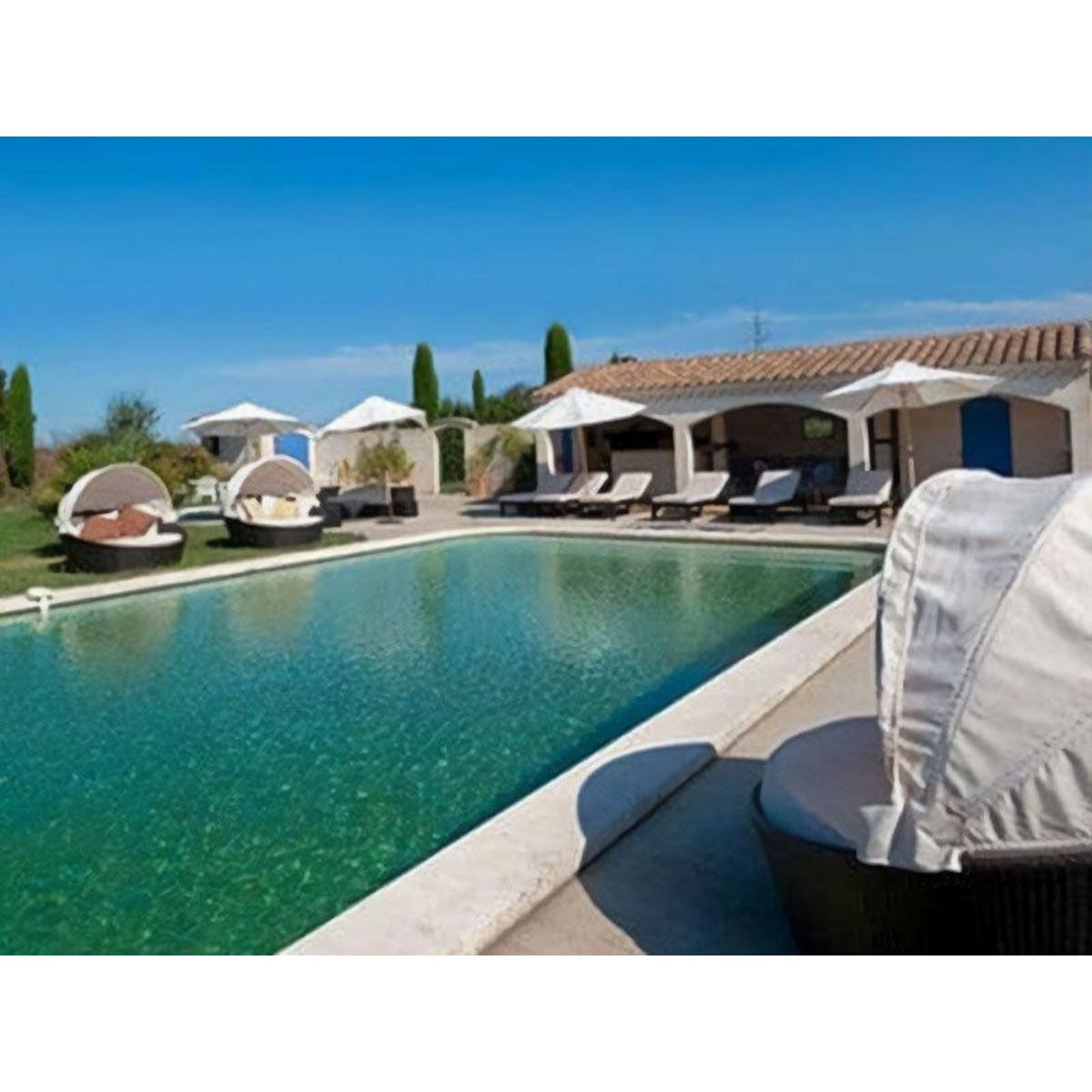 Smartbox 3 jours insolites en famille dans un tipi près du Mans - Coffret Cadeau Séjour