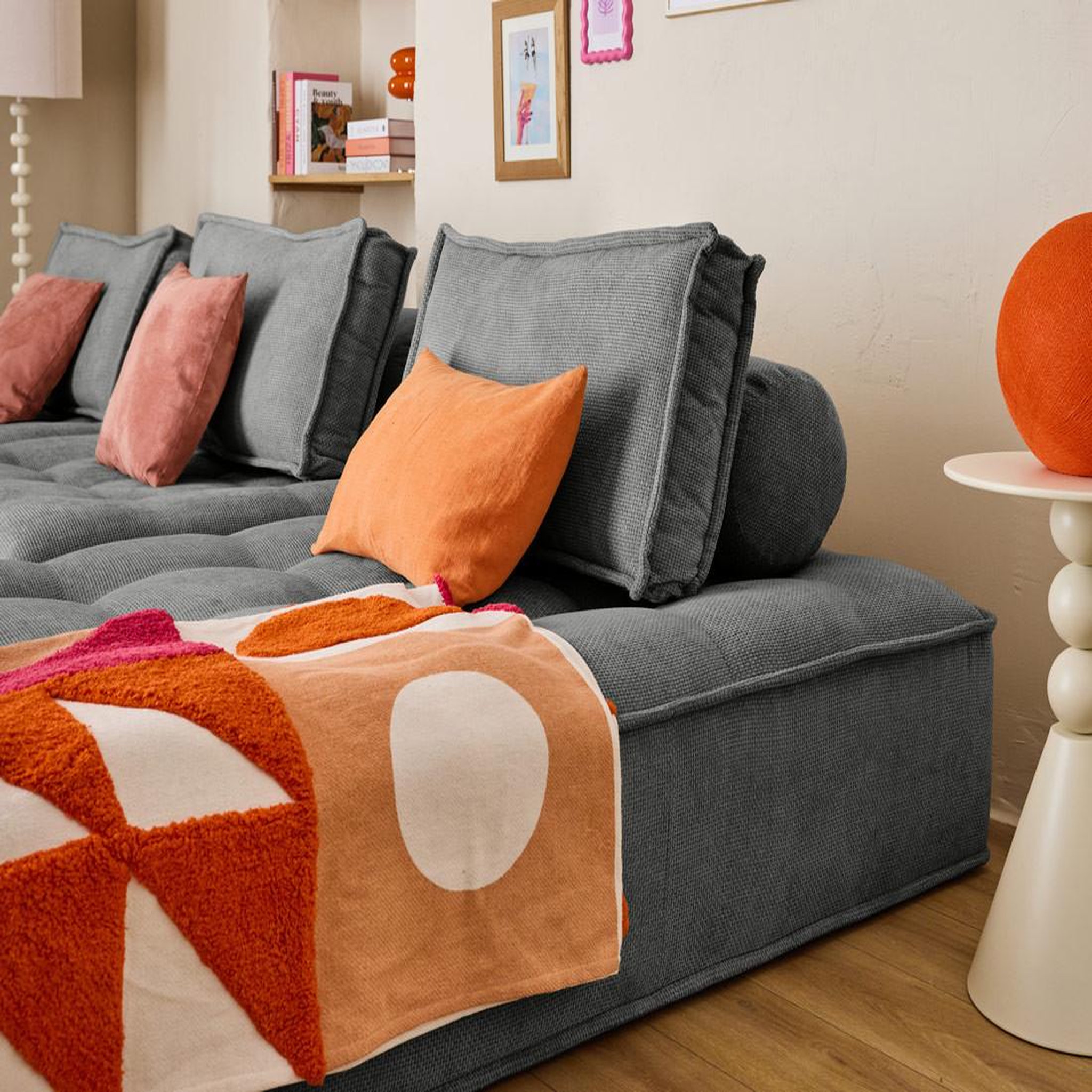 Voir la diapositive 4 : LISA DESIGN Marisol - canapé d'angle modulable 4 places - velours texturé