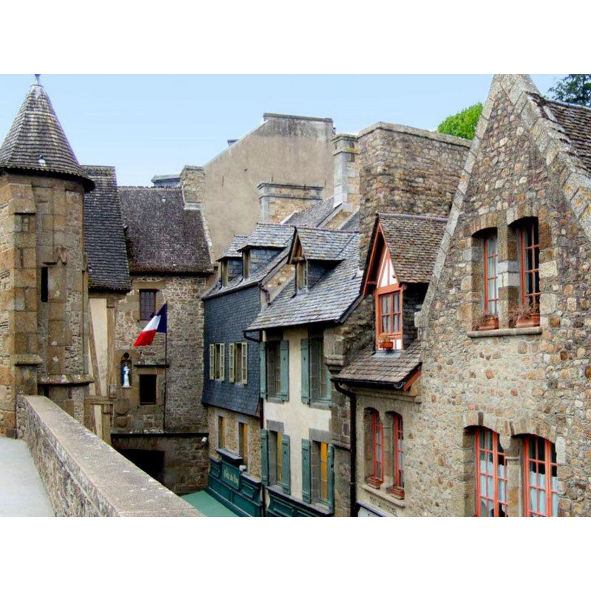 Smartbox Visite d'un trésor normand : 1 billet prioritaire pour l'abbaye du Mont-Saint-Michel - Coffret Cadeau Sport & Aventure