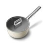 Voir la diapositive 2 : SMEG Casserole crème mat 20cm + couvercle - SPF2012CRM