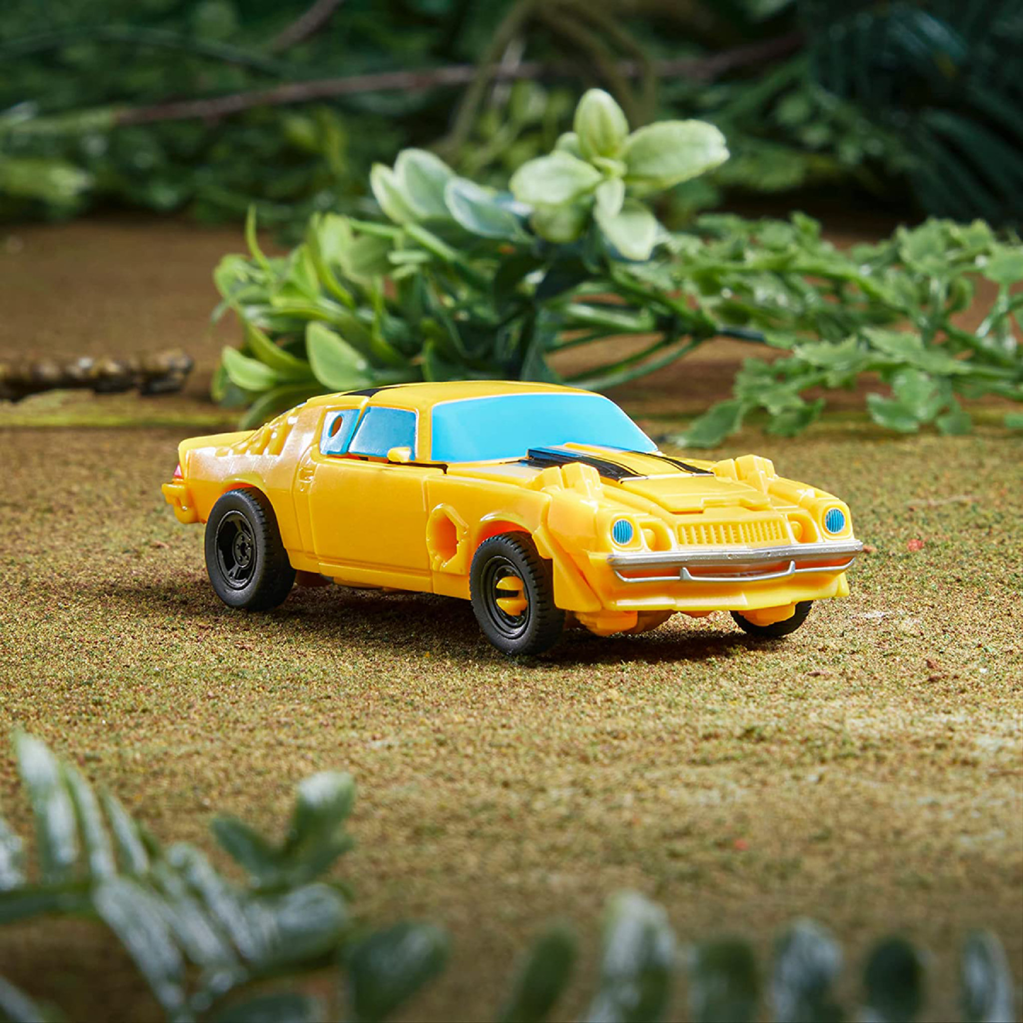 Voir la diapositive 4 : HASBRO Figurine Transformers: Rise of the Beasts Bumblebee