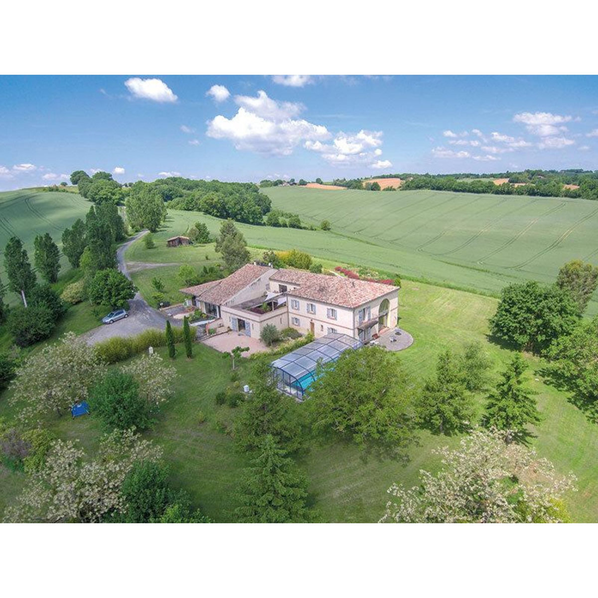 Smartbox 2 jours en appartement avec bain bouillonnant privatif près de Toulouse - Coffret Cadeau Séjour