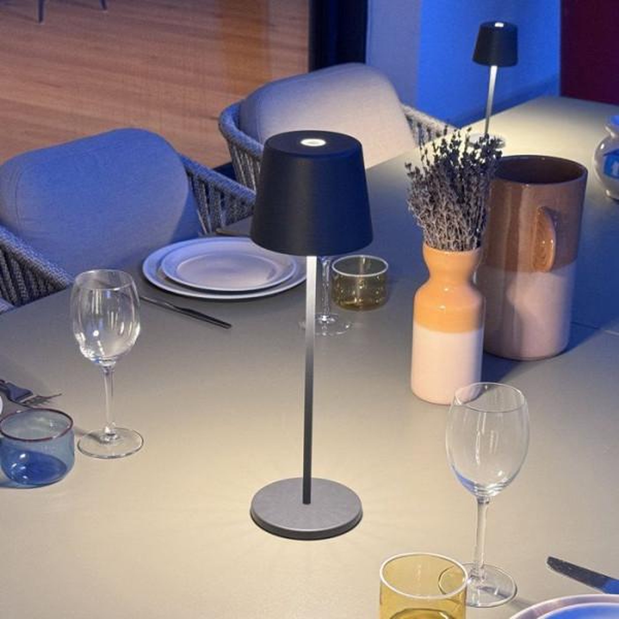 Voir la diapositive 4 : Lumisky Lampe de table de table sans fil LED dimmable gris