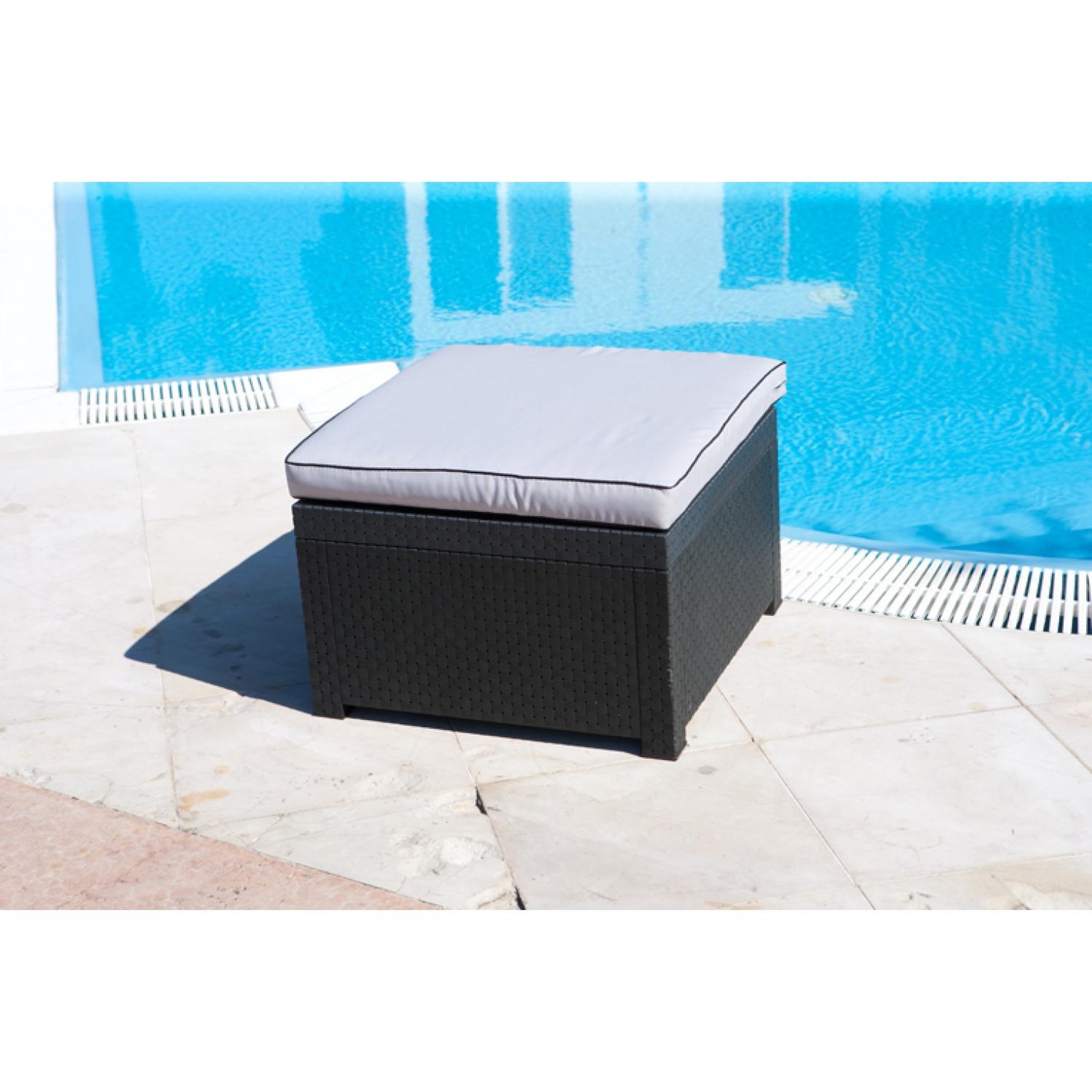 Voir la diapositive 2 : CONCEPT USINE Pouf de jardin gris DIVA
