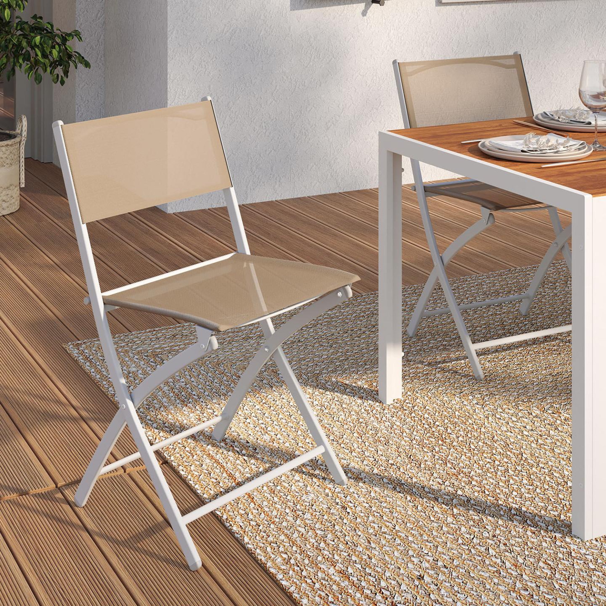 Voir la diapositive 2 : ID MARKET Lot de 6 chaises de jardin pliantes BASTIA métal et textilène blanc et beige