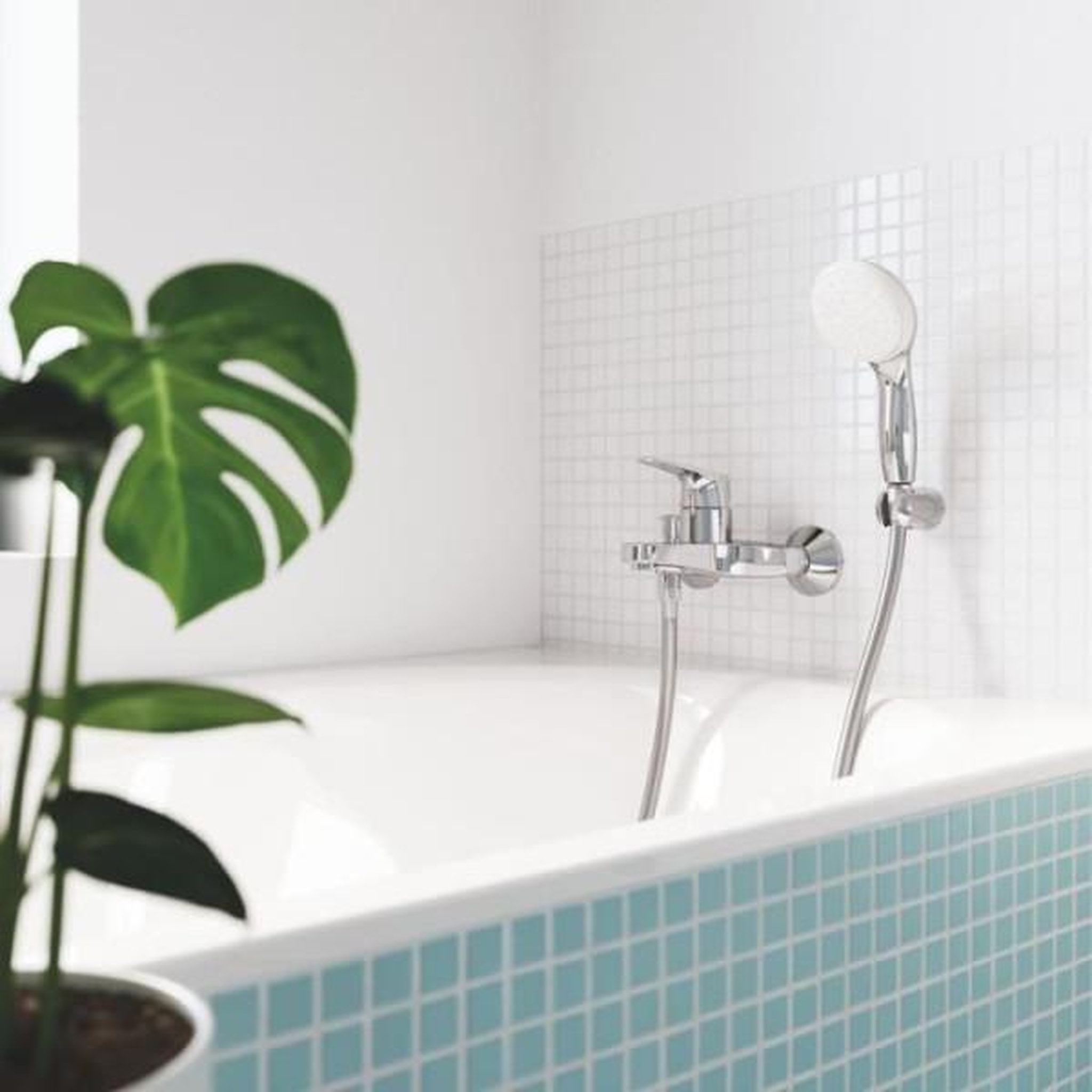 Voir la diapositive 2 : Grohe Mitigeur bain/douche grohe start flow - montage mural - chromé 23772000