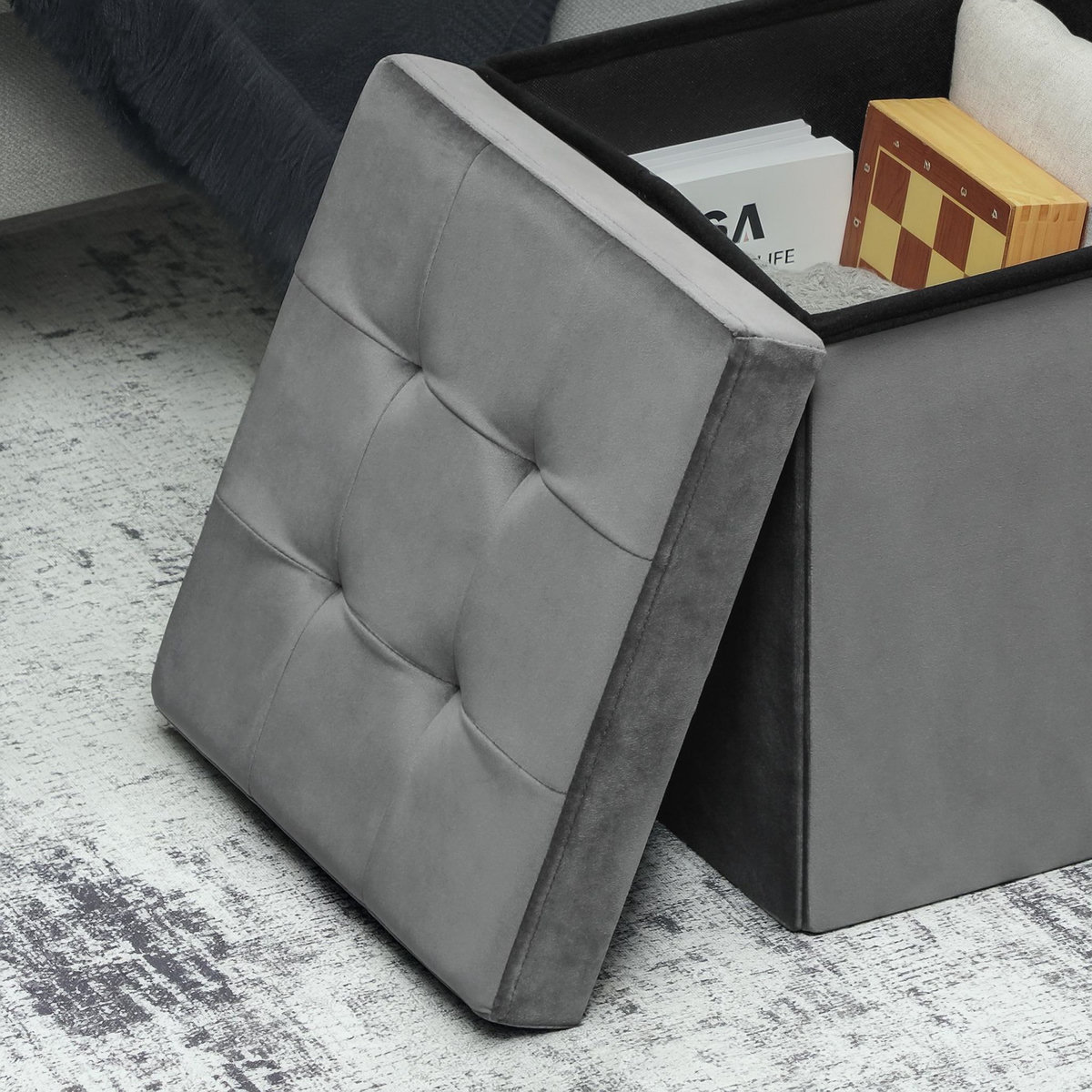 HOMCOM Pouf coffre velours effet capitonné pliable - pouf de rangement - dim. 38x38x38cm - gris