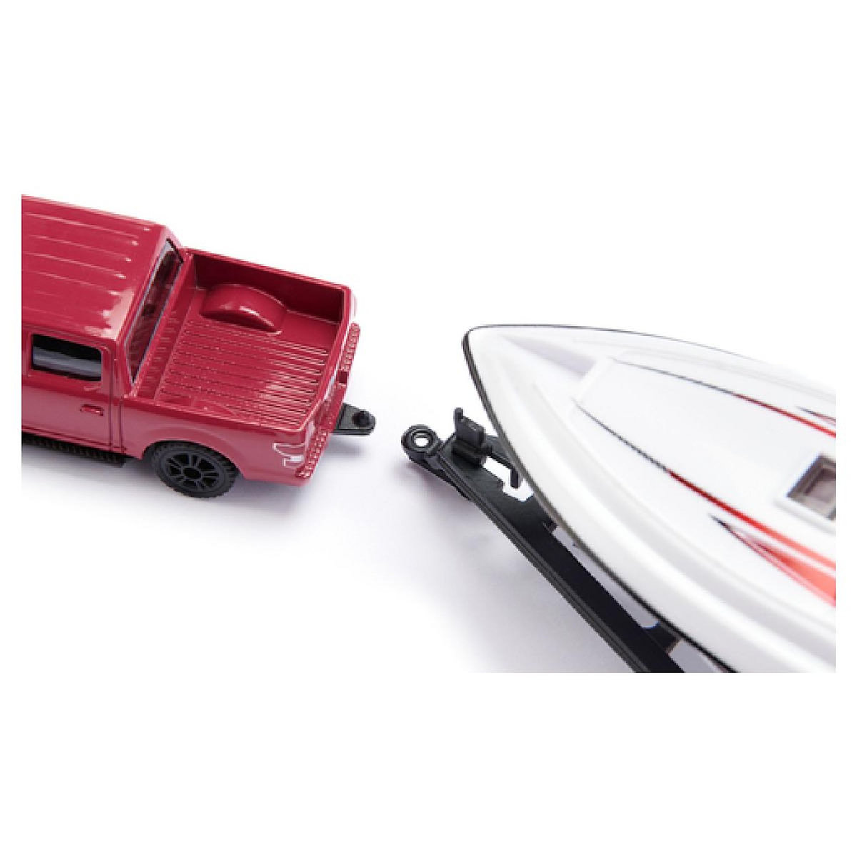 Siku Ford F150 avec bateau sportif