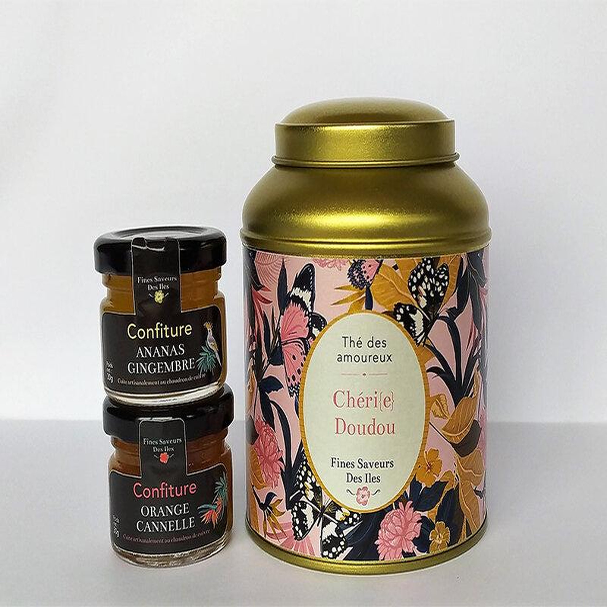 Voir la diapositive 3 : Smartbox Coffret des amoureux composé de thé parfumé et de confitures artisanales - Coffret Cadeau Sport & Aventure