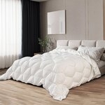 THE WHITE STONE Couette Toutes Saisons 135 x 200 cm de 250 g - Rembourrage en Ouate - Revêtement en Microfibre Hypoallergénique. Coloris disponibles : Blanc