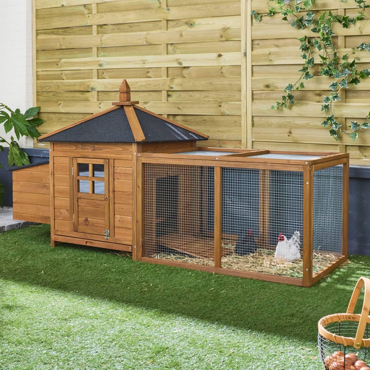 SWEEEK Poulailler en bois JAVA. 4 poules. cage à poule avec enclos