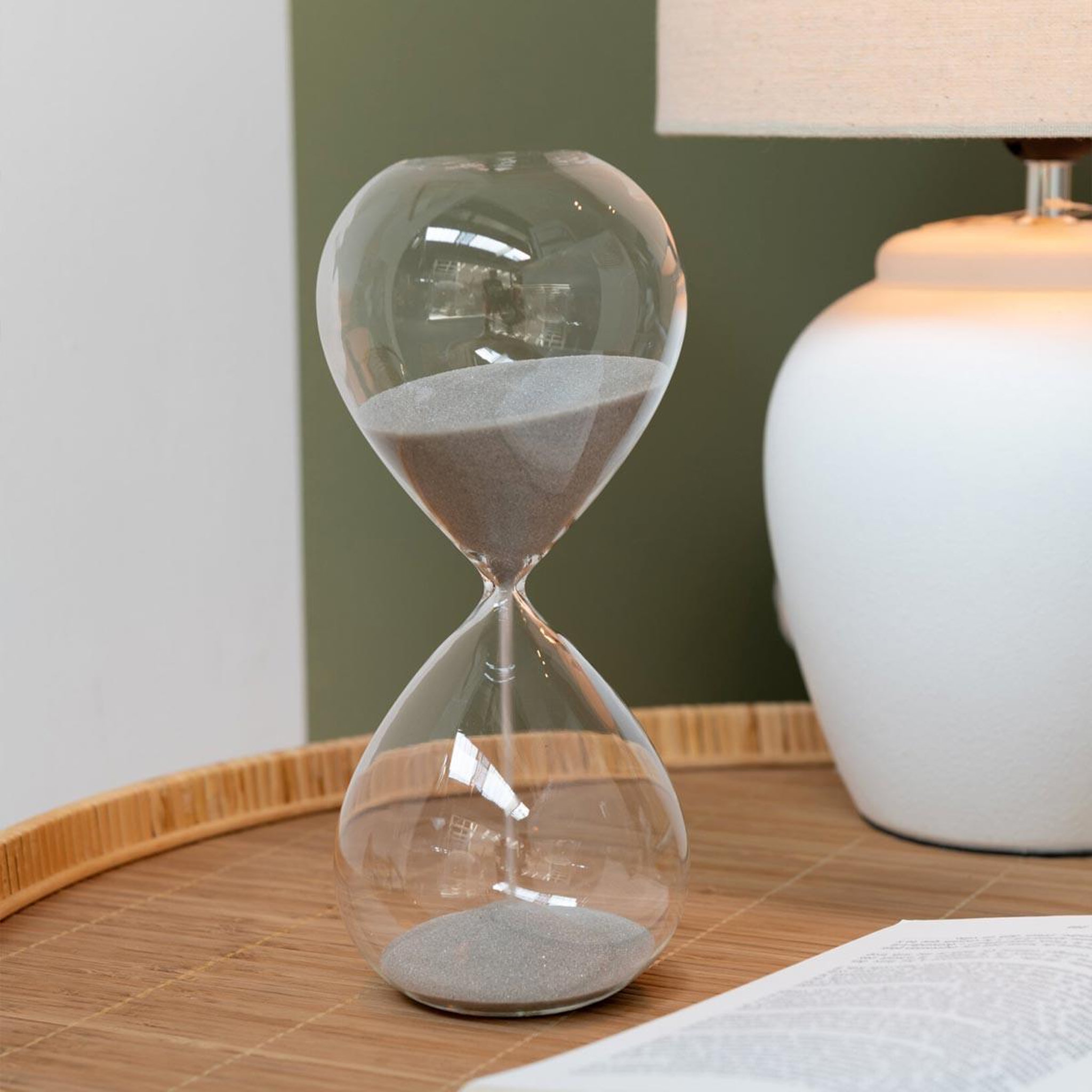 Voir la diapositive 2 : J-LINE Sablier Déco  Verre  23cm Gris