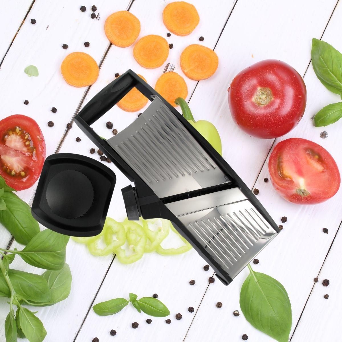 Fackelmann Mandoline professionnelle avec protège main en acier inoxydable Fackelmann Handmade Tradition