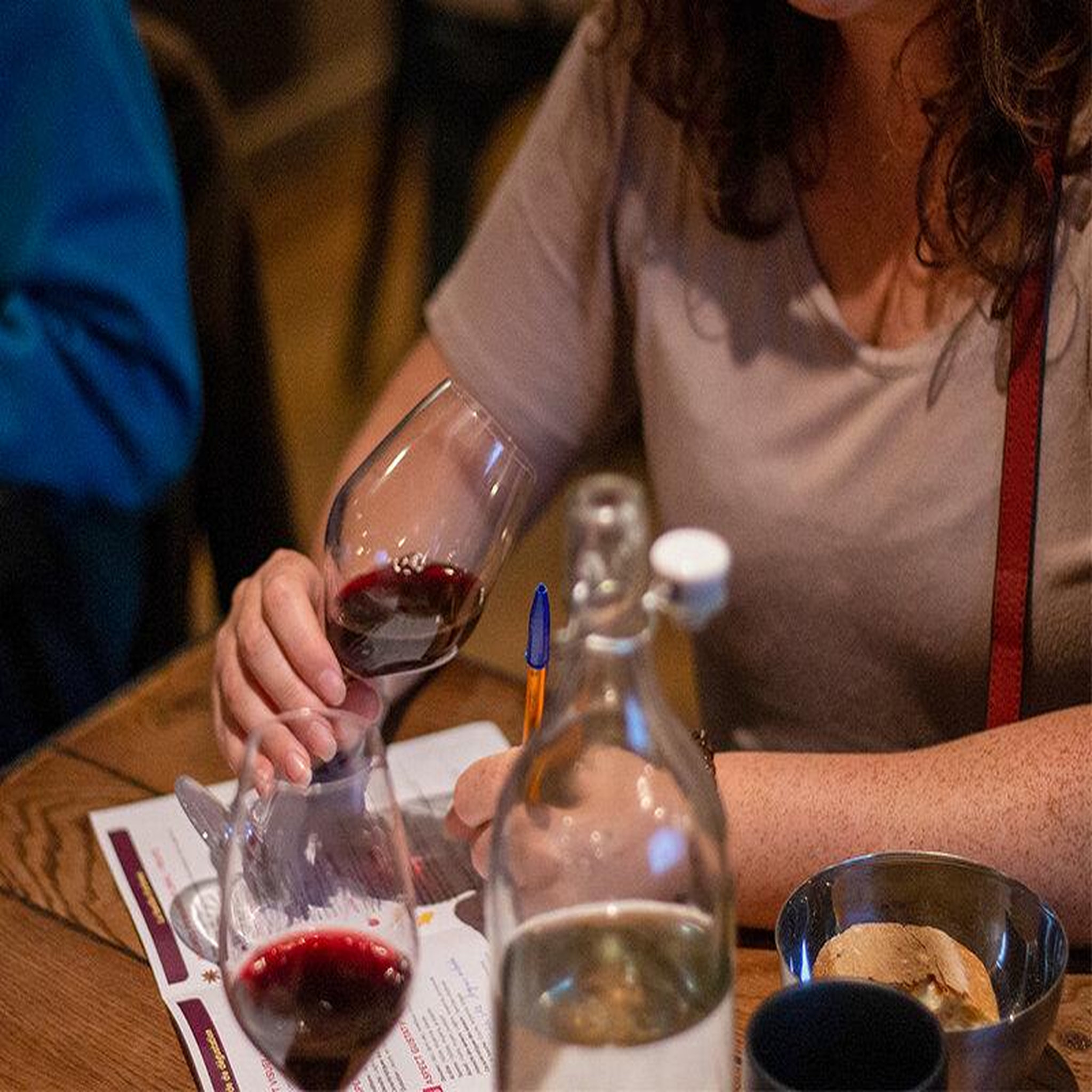 Voir la diapositive 2 : Smartbox Passion vins : atelier œnologique de 2h en france - coffret cadeau gastronomie