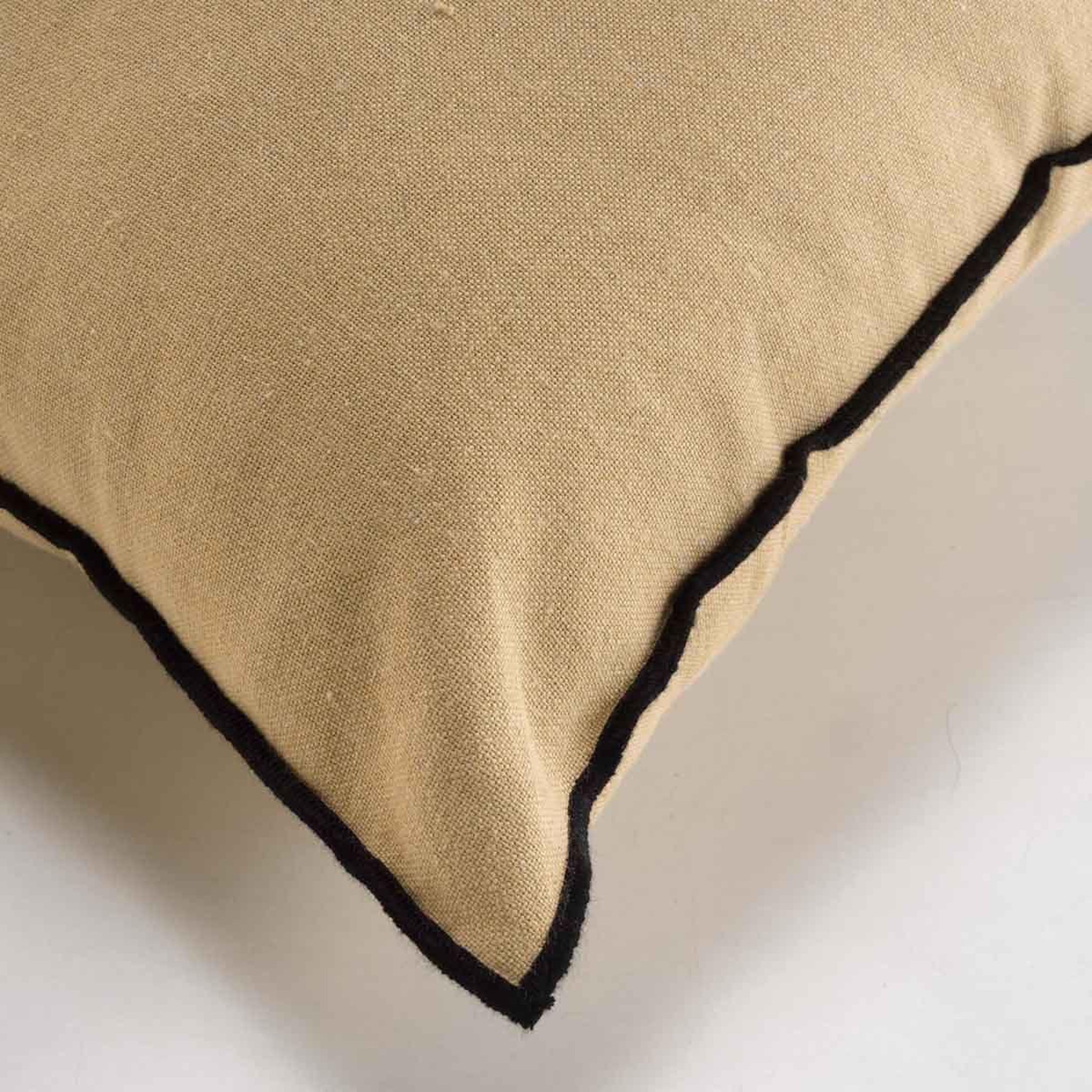 Voir la diapositive 3 : Douceur d'Intérieur Coussin déco  mistraline  40x60cm lin