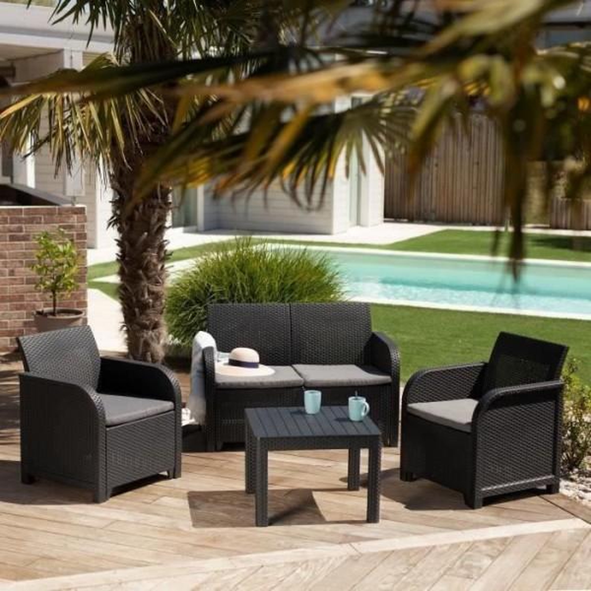 Voir la diapositive 4 : ALLIBERT by KETER Salon de jardin en résine – Allibert by KETER - 4 personnes – SAN REMO – Gris graphite