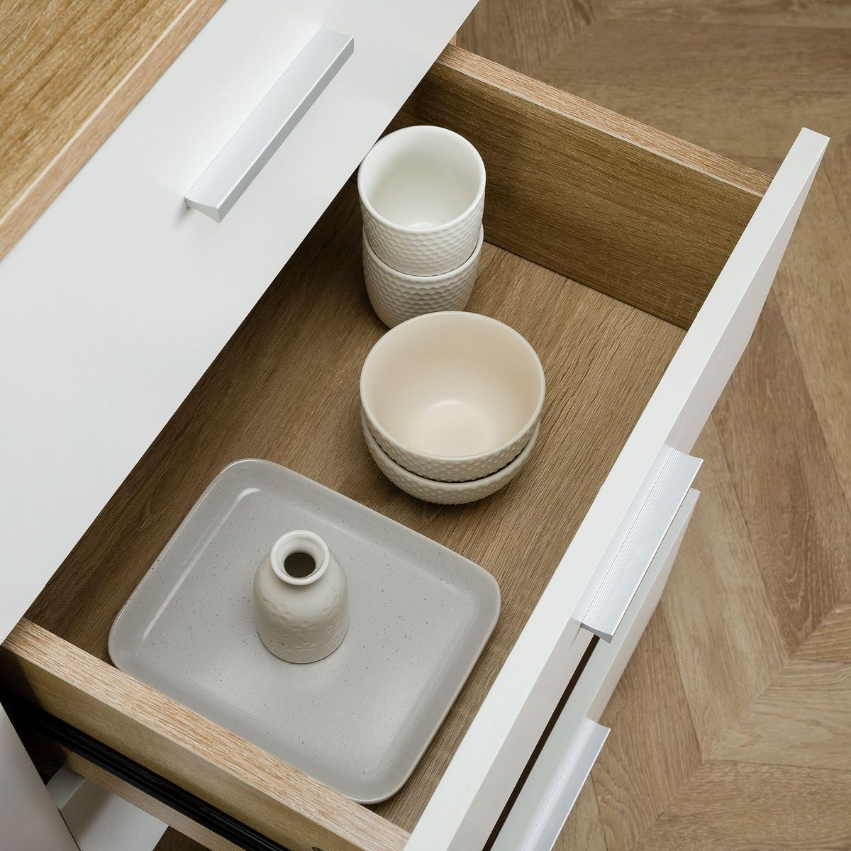 IDIMEX Buffet CHICAGO avec 4 tiroirs et 1 porte, en mélaminé