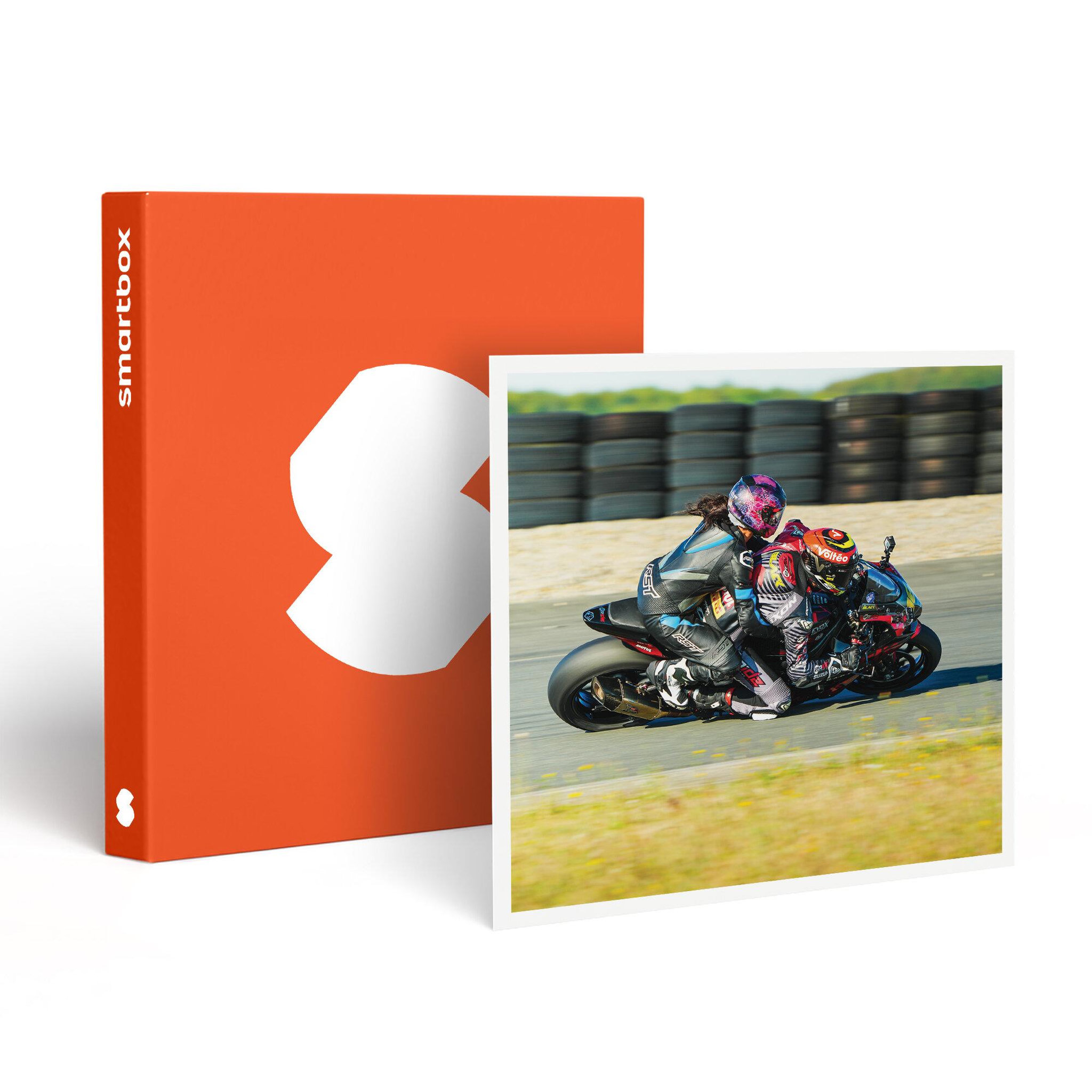 Smartbox Baptême passager en moto : 3 tours à l'arrière d'un pilote professionnel sur le circuit du val de vienne - coffret cadeau sport & aventure