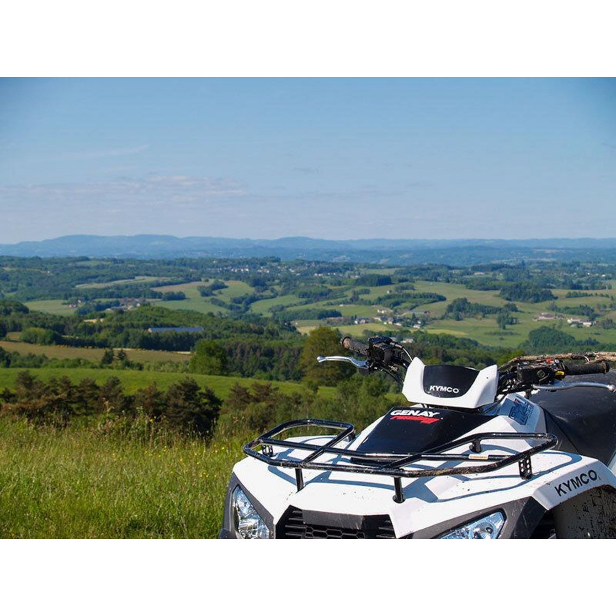 Smartbox Quad en famille : randonnée de 2h pour 2 adultes et 2 enfants près de Brive-la-Gaillarde - Coffret Cadeau Sport & Aventure