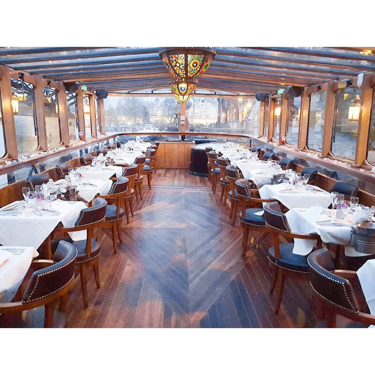 Smartbox Croisière de 2h sur la Seine avec déjeuner gastronomique et bouteille de vin - Coffret Cadeau Gastronomie