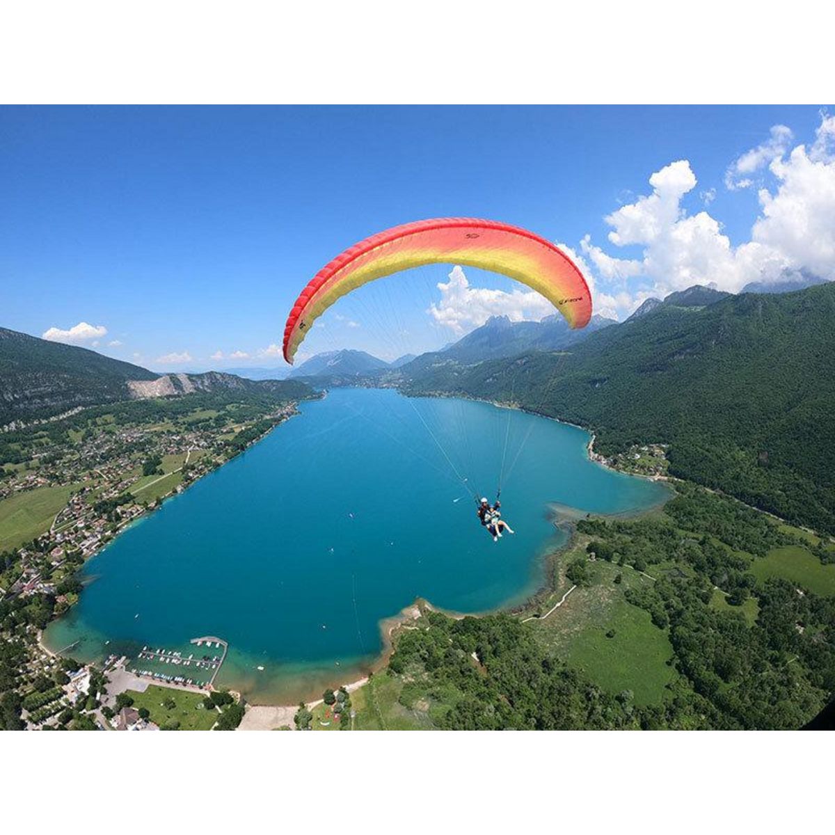 Smartbox Vol sensation en parapente de 15 min à Annecy - Coffret Cadeau Sport & Aventure