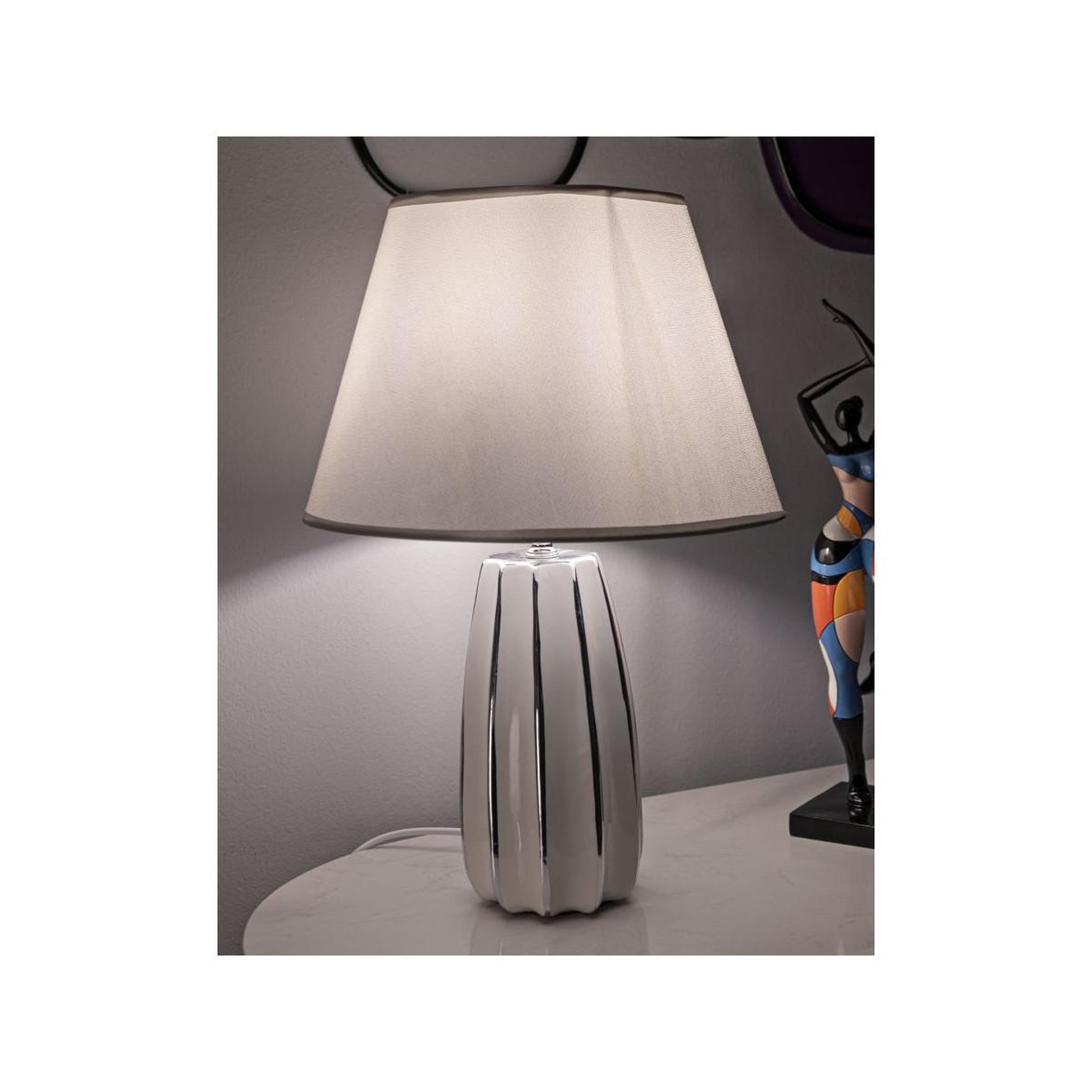 Voir la diapositive 5 : Paris Prix Lampe à poser en céramique  emmi  45cm argent & blanc