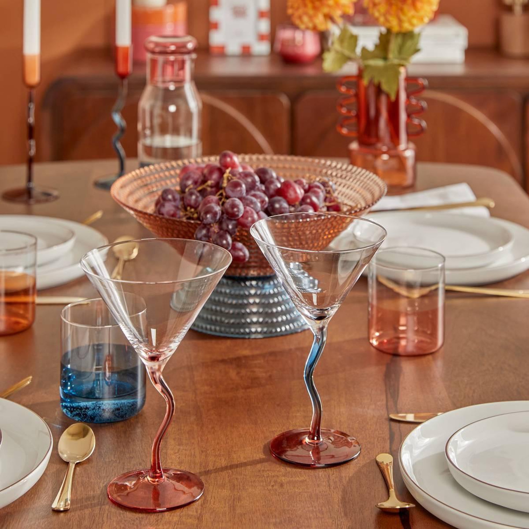 Voir la diapositive 4 : SECRET DE GOURMET Lot de 4 verres à cocktail  homy  30cl orange